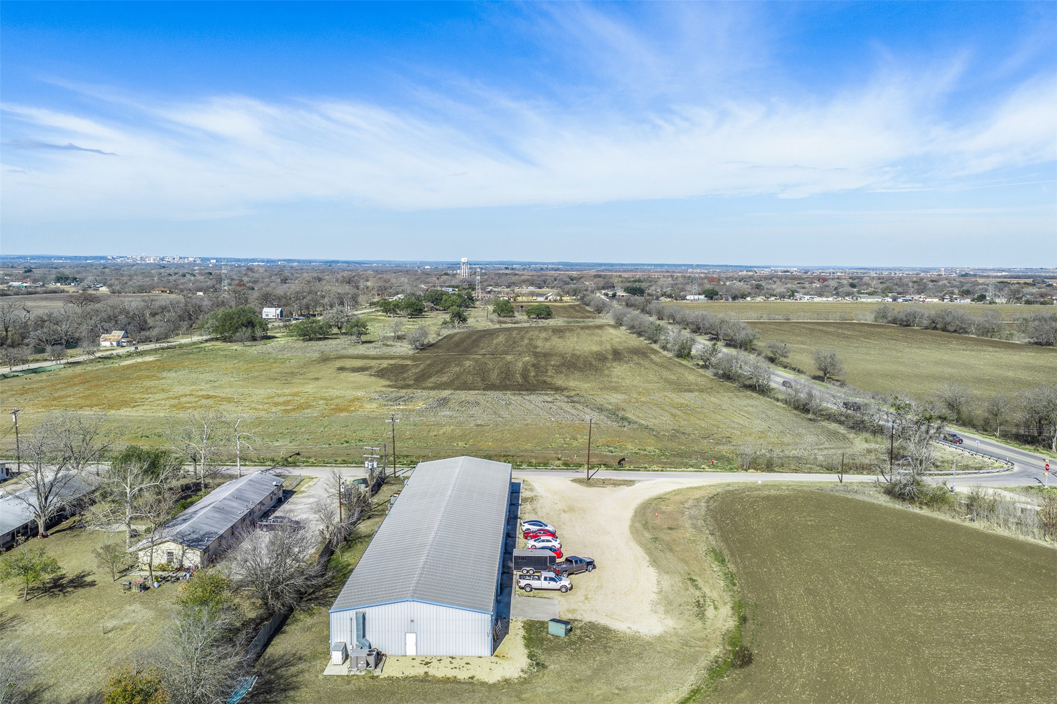 main property photo 22