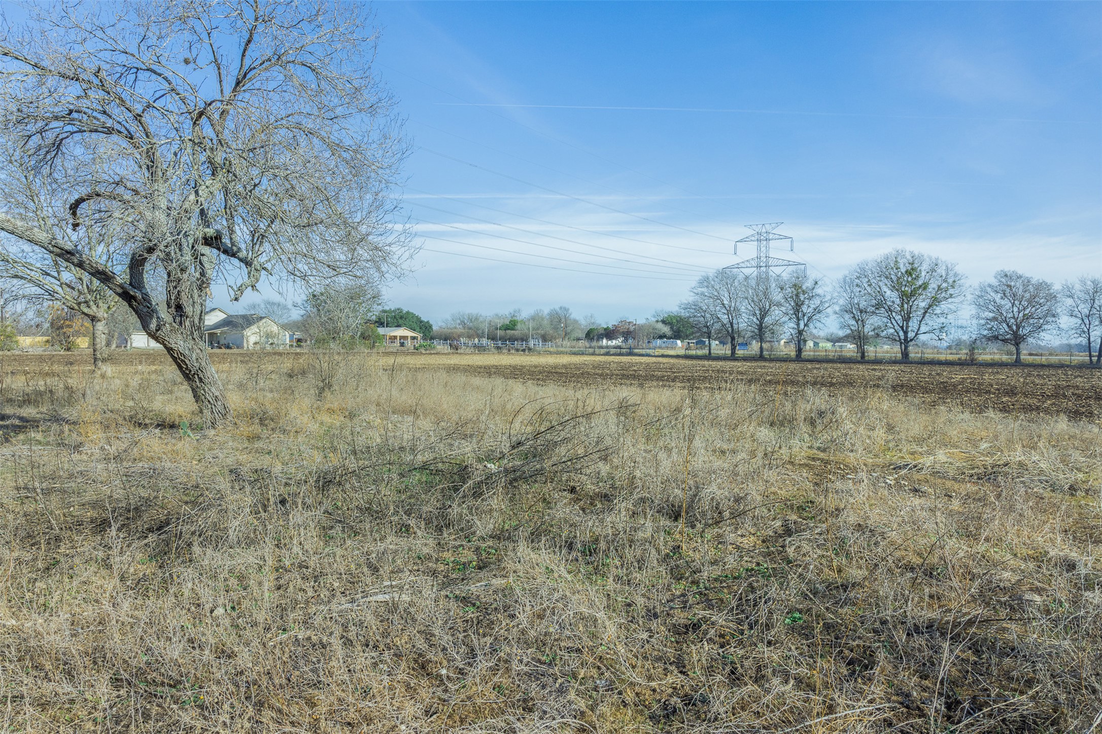 main property photo 27