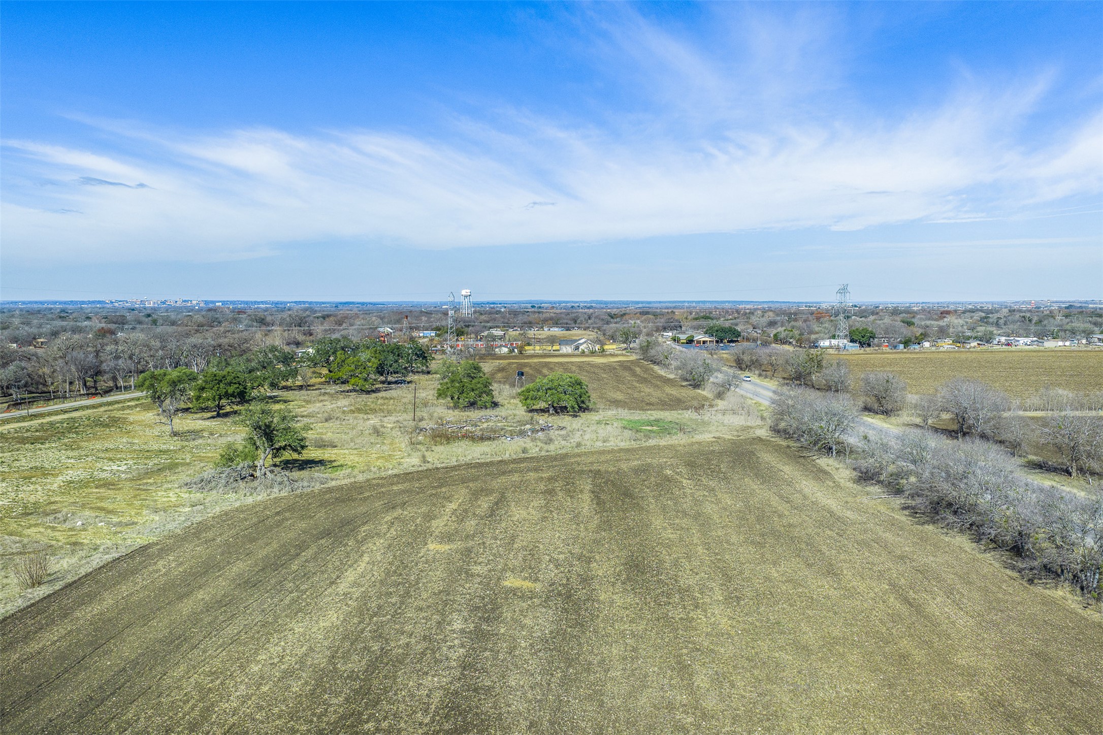 main property photo 6