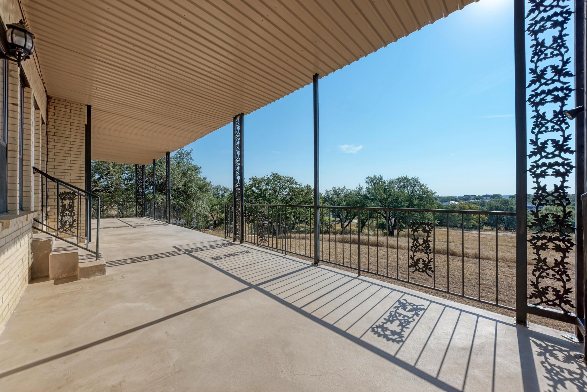 main property photo 26