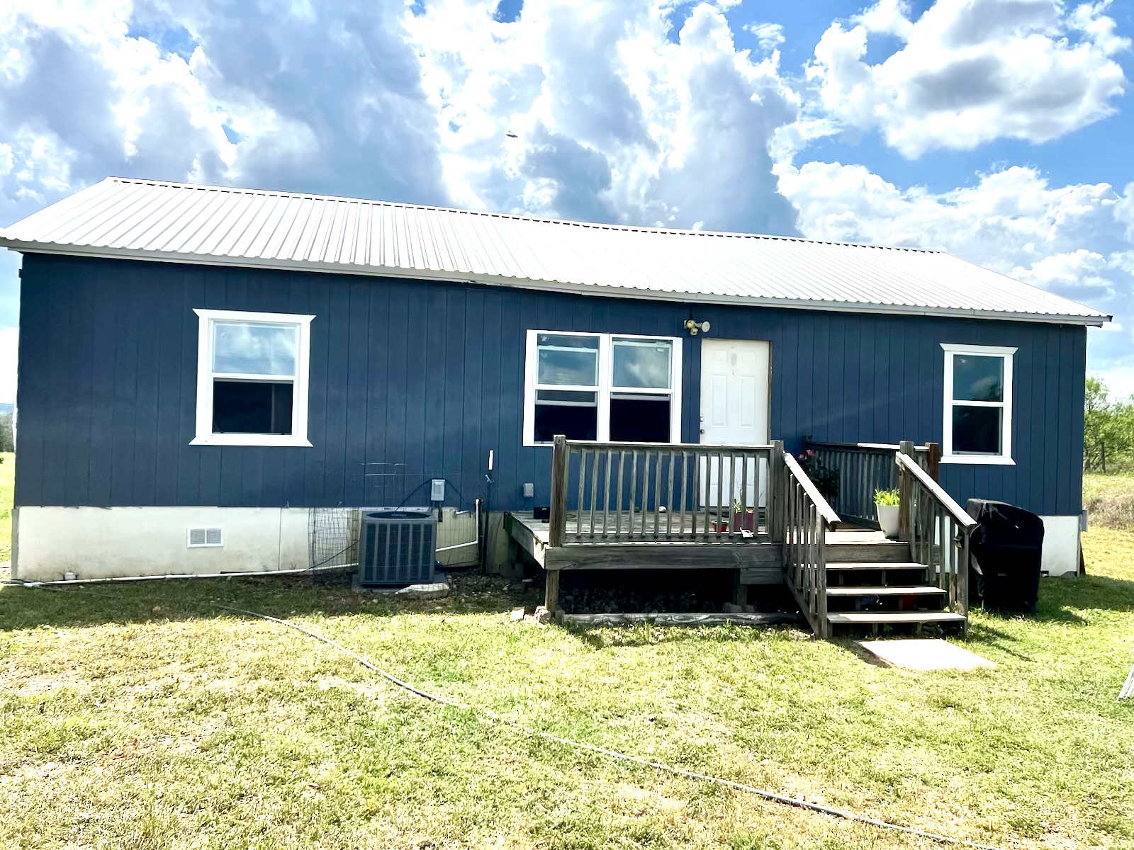 main property photo 5