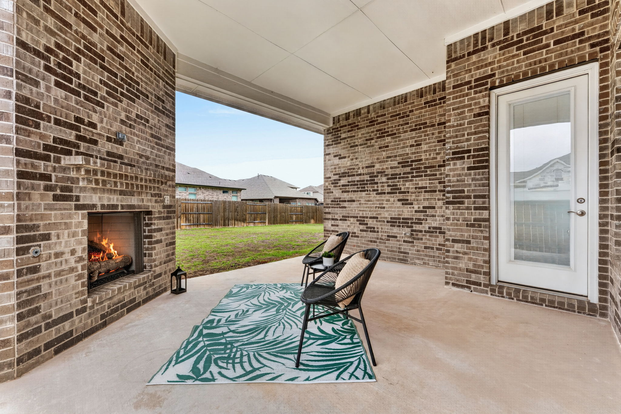 main property photo 28