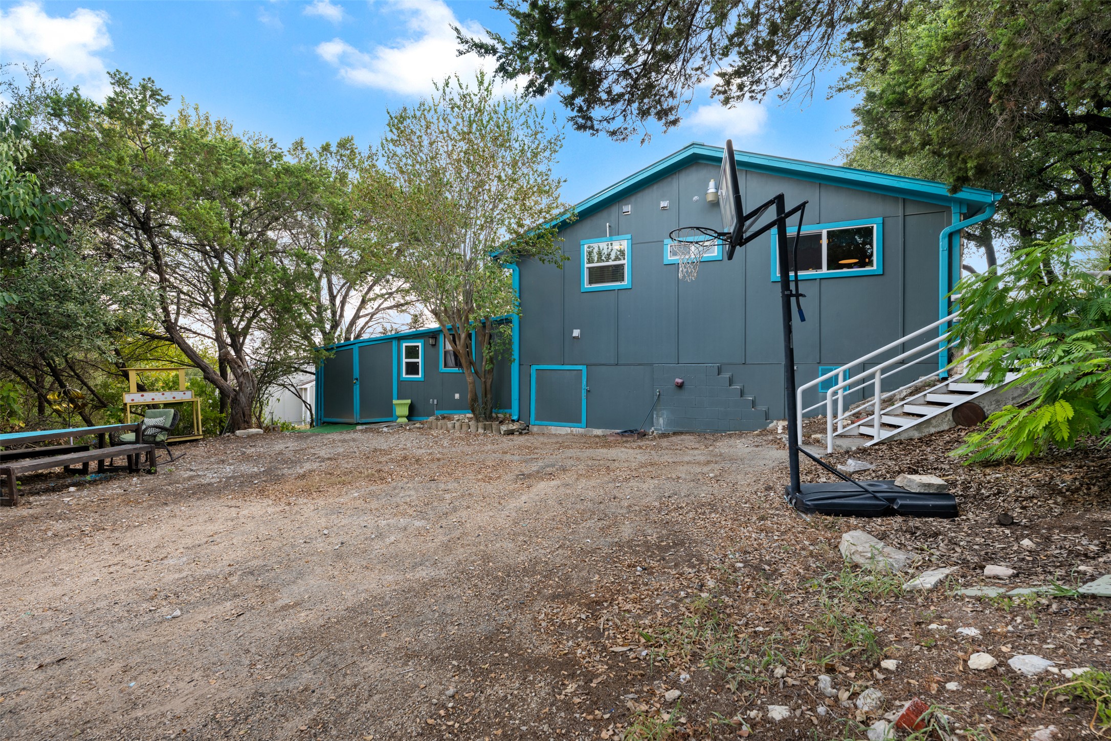 main property photo 26