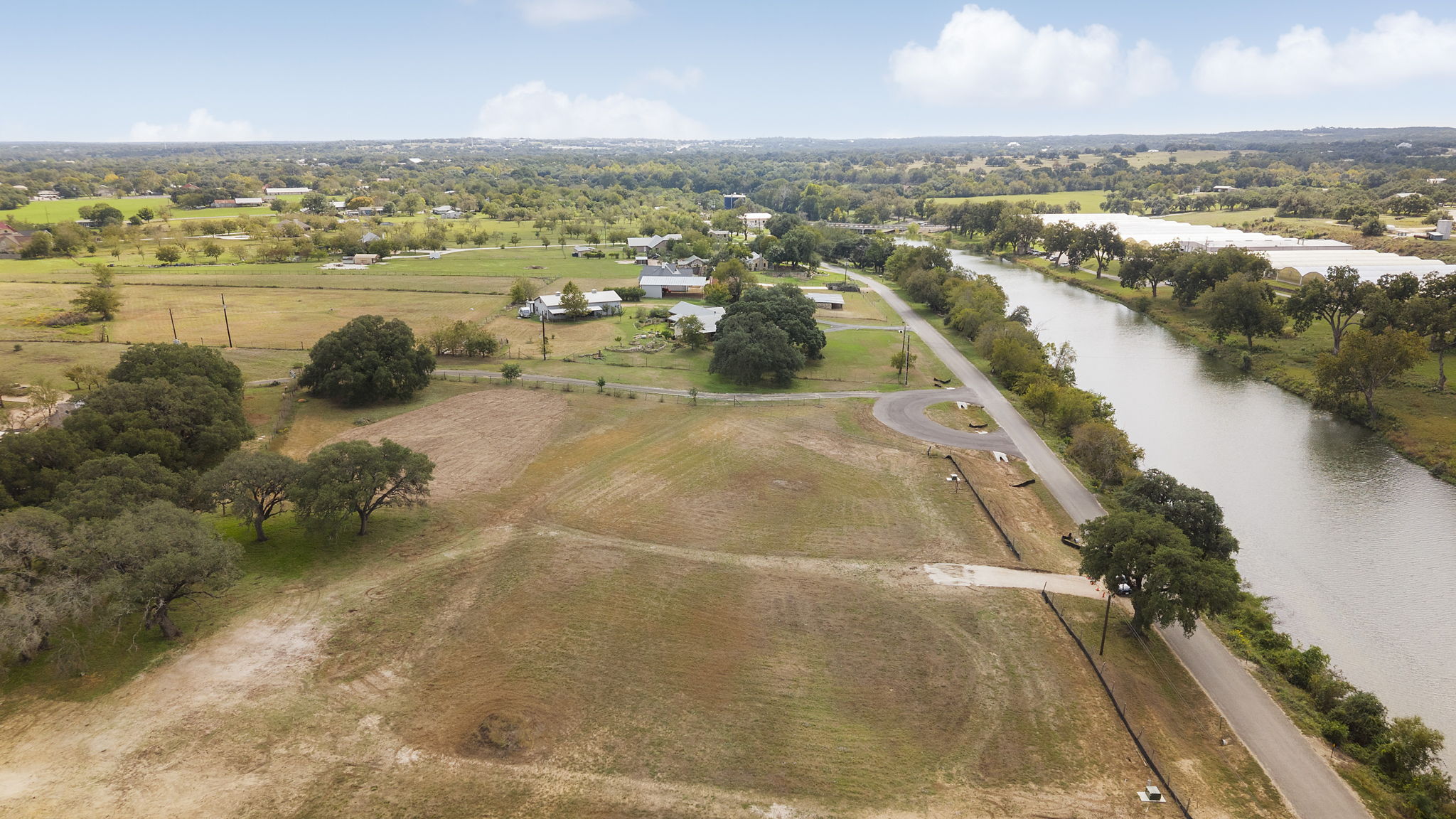 main property photo 13