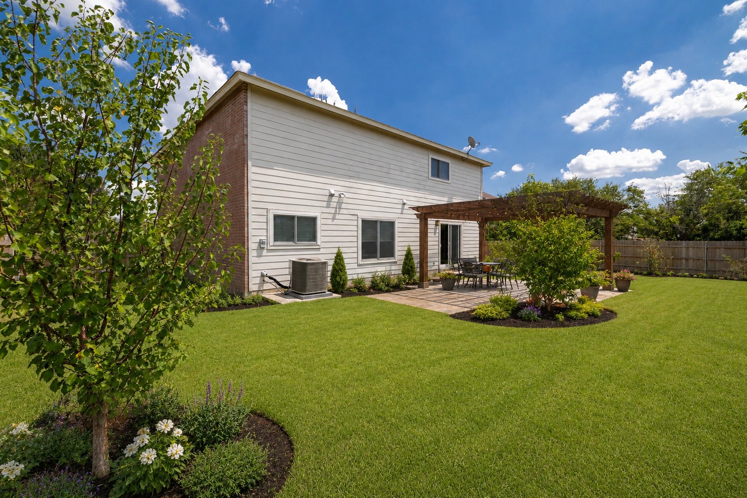 main property photo 8