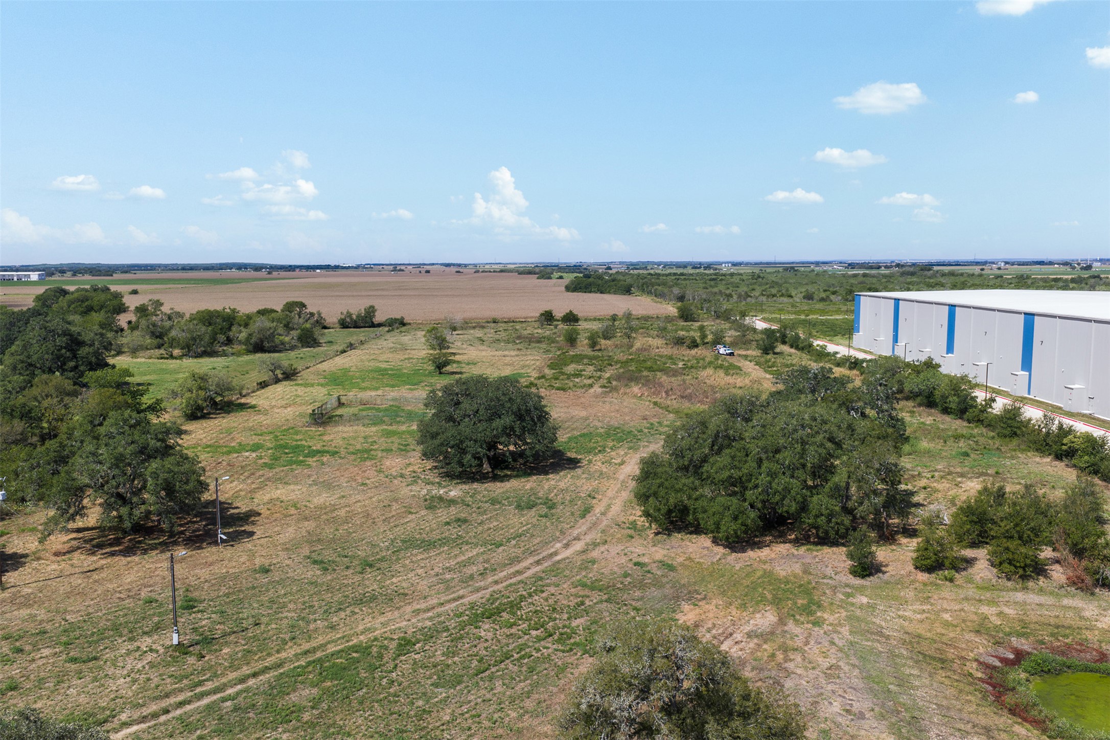 main property photo 16