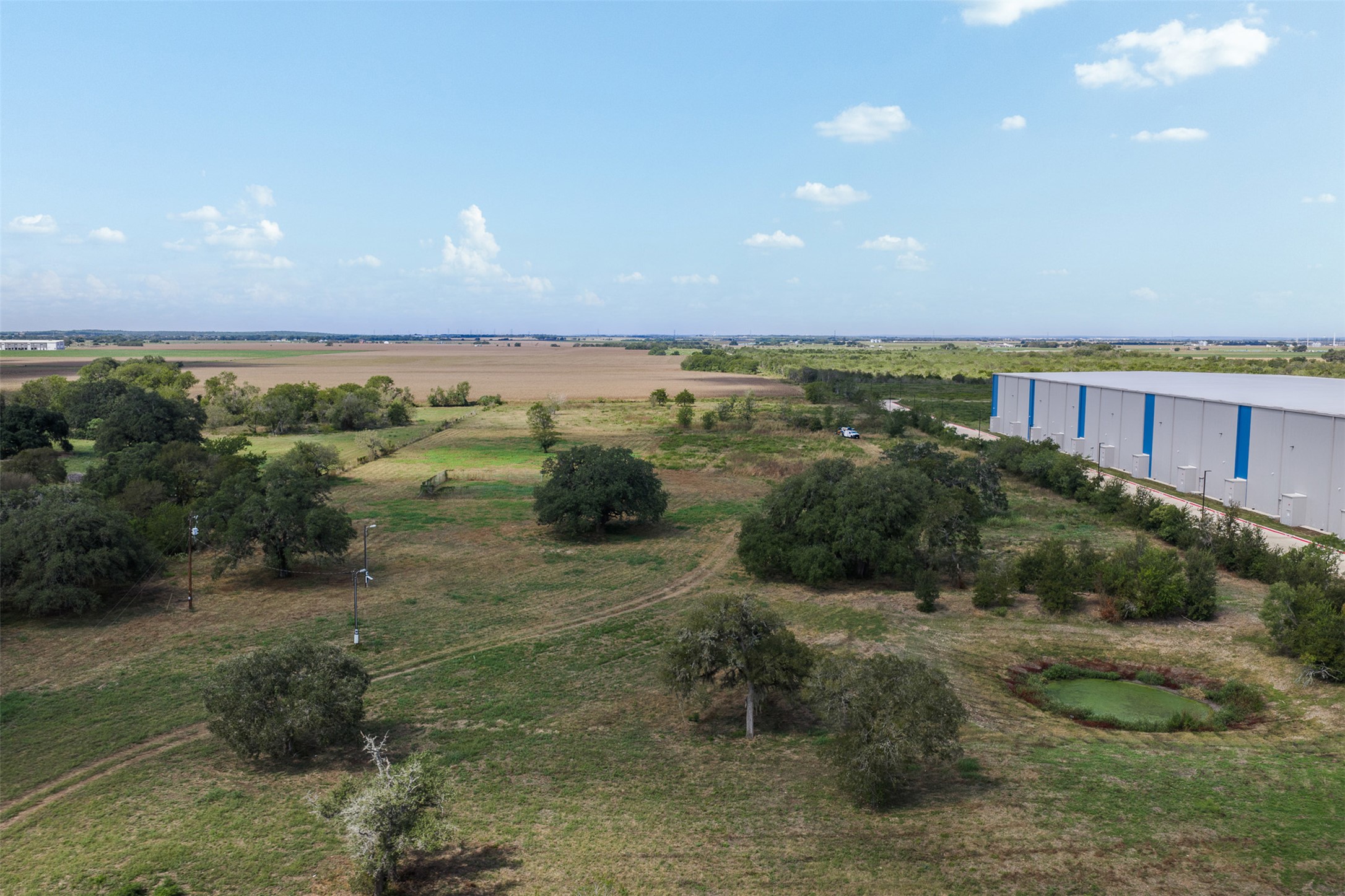 main property photo 19