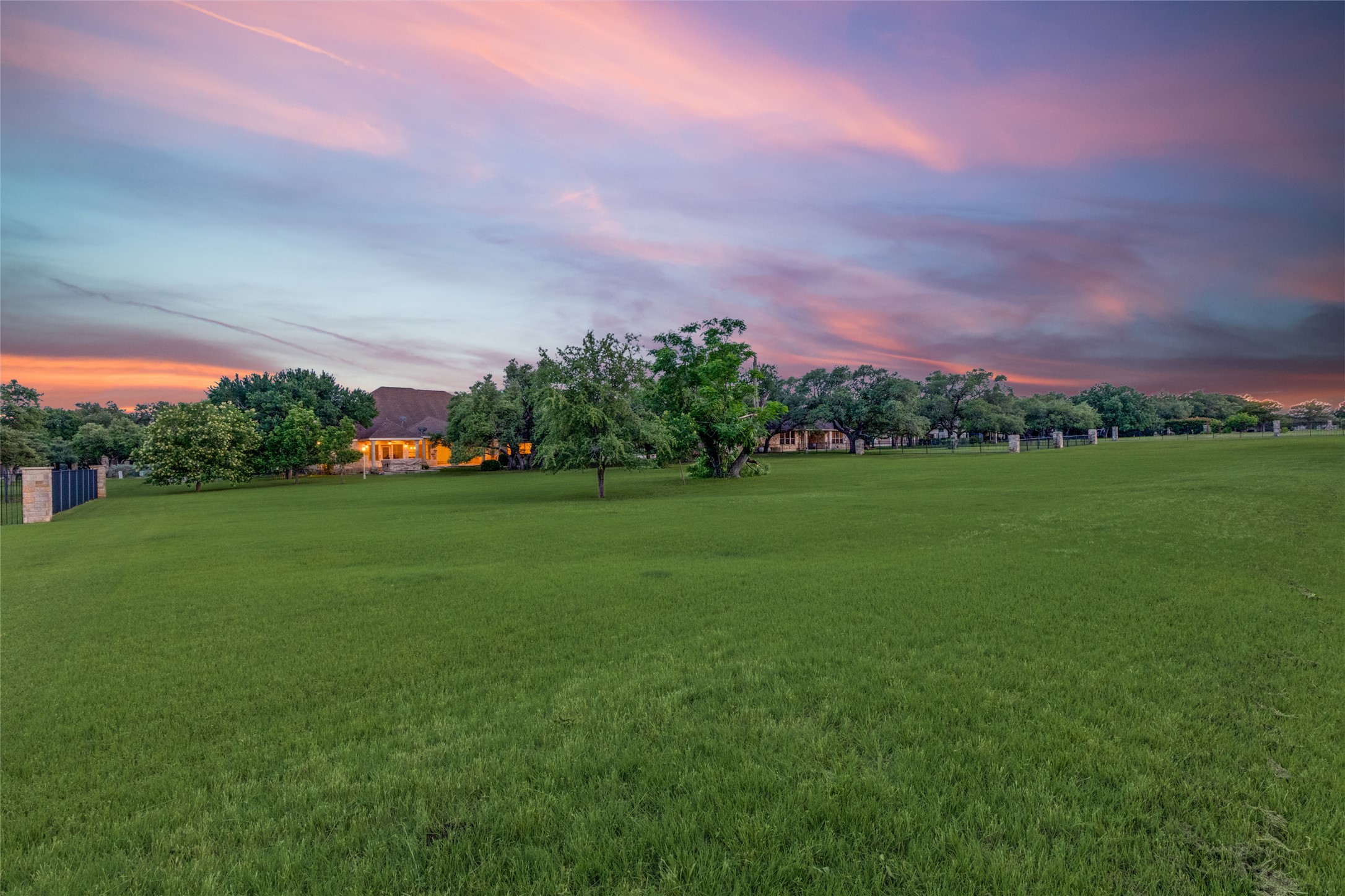 main property photo 24
