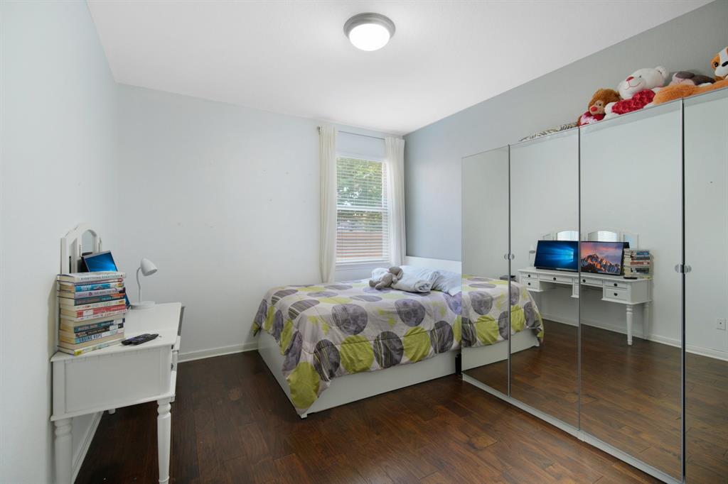 main property photo 18