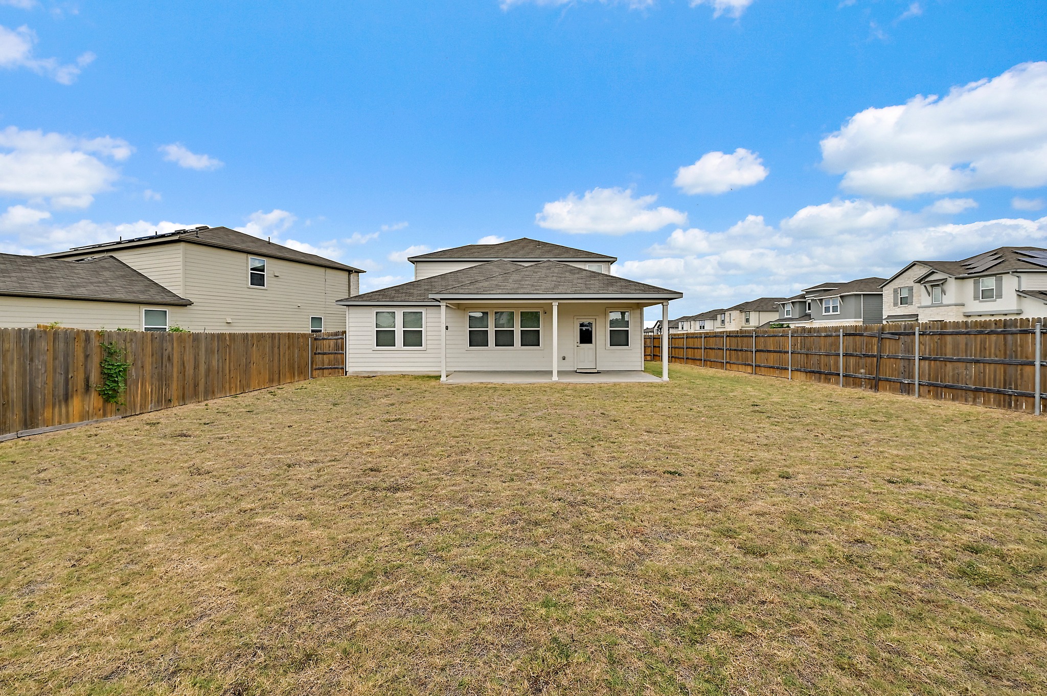 main property photo 34