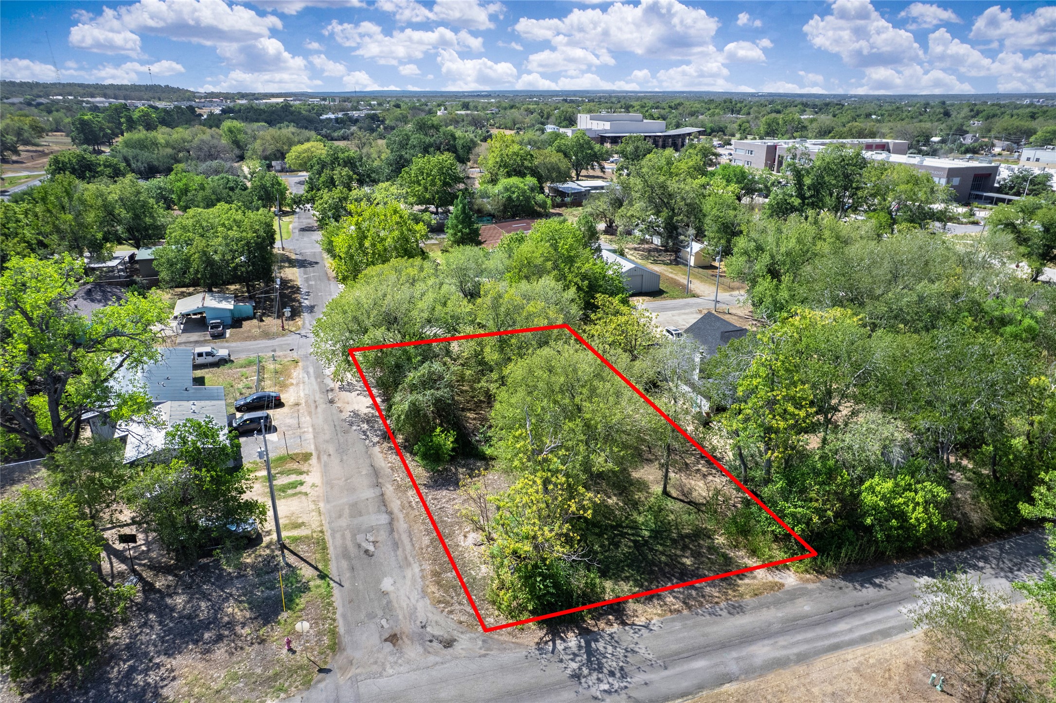 main property photo 6