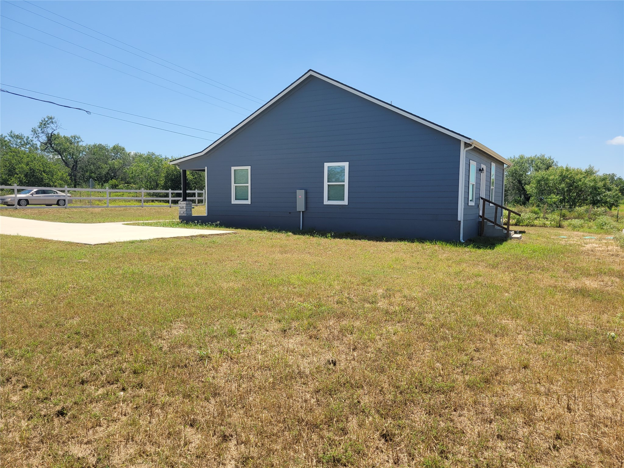 main property photo 39