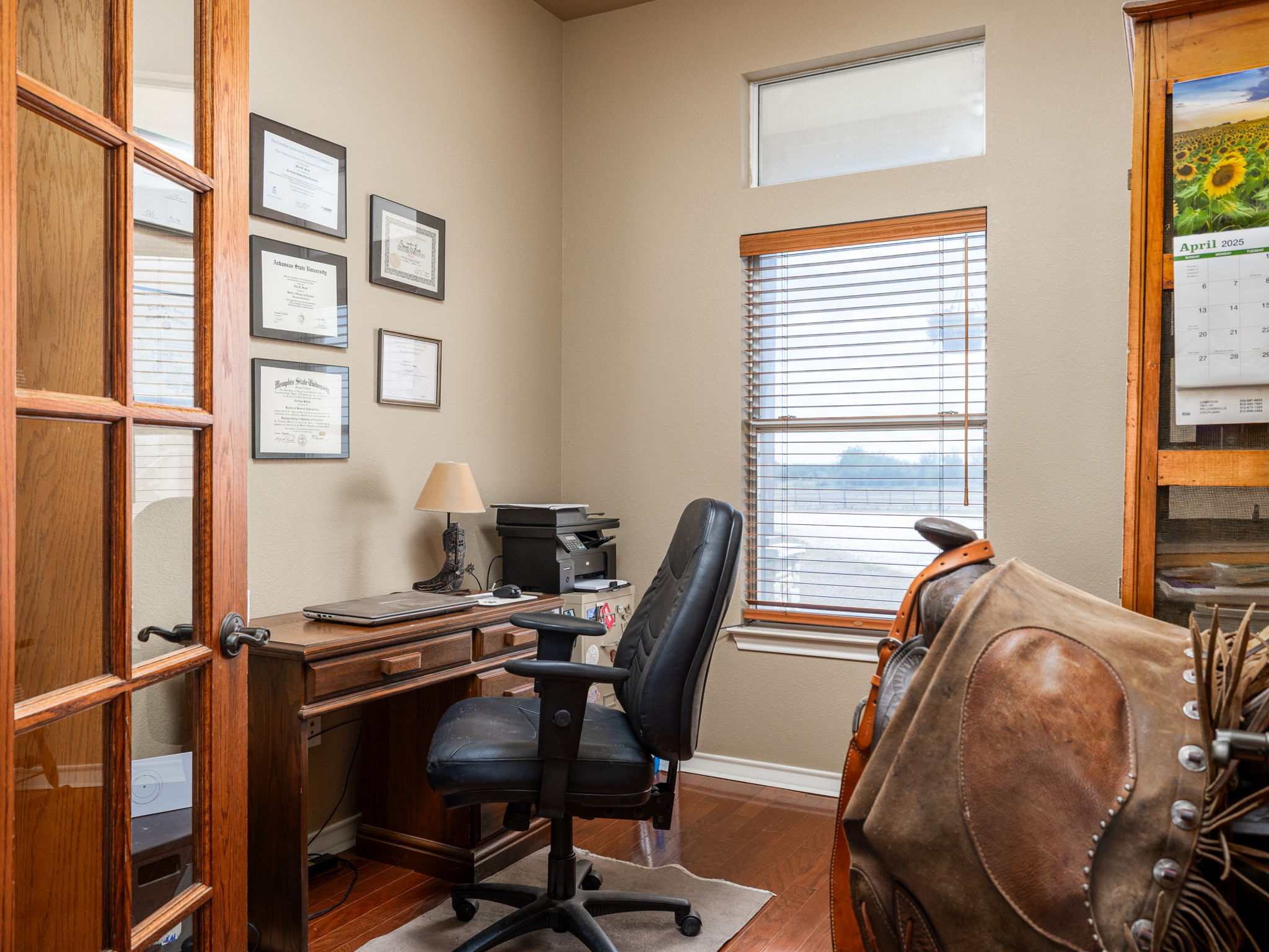 main property photo 13