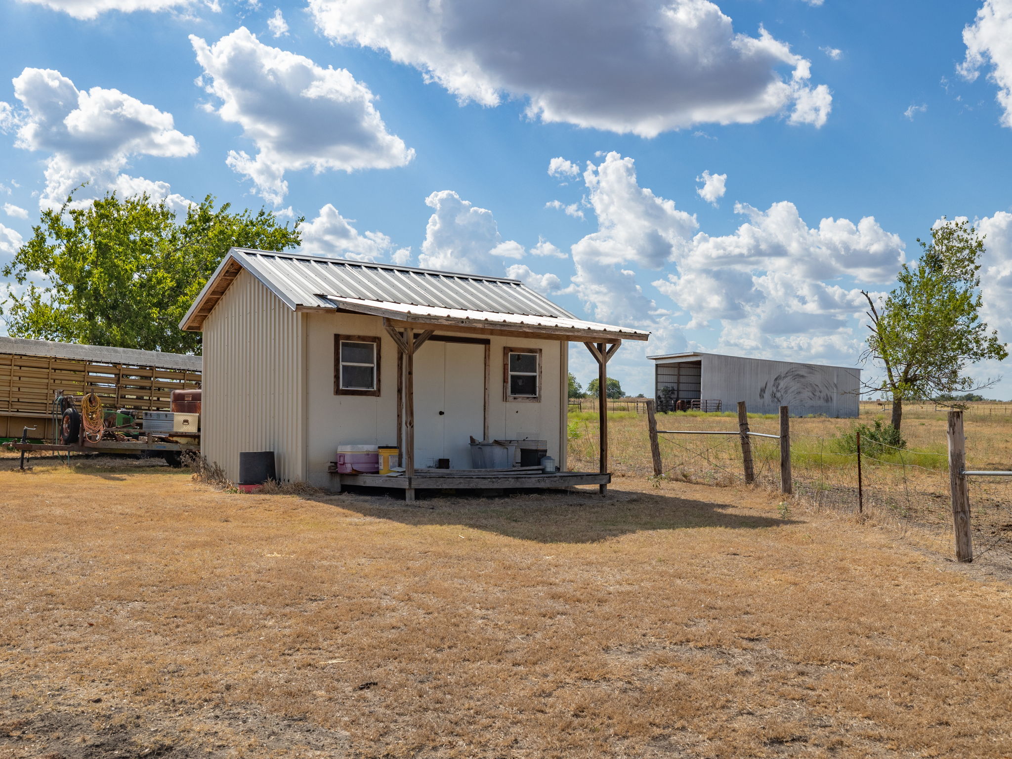 main property photo 36