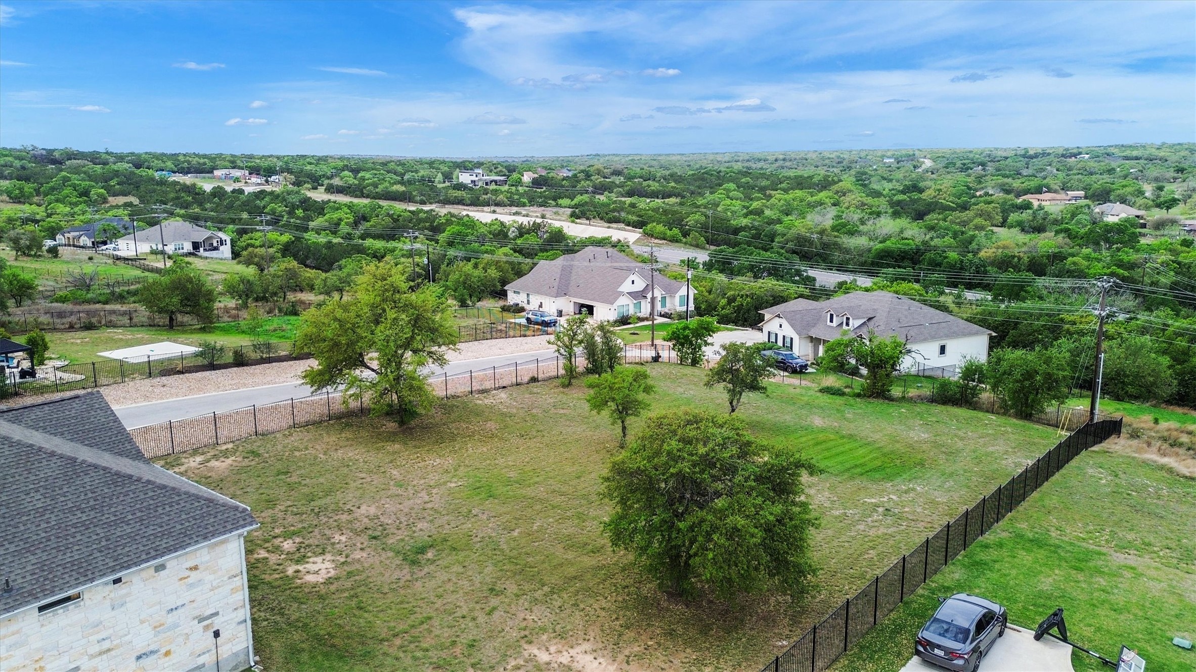 main property photo 35