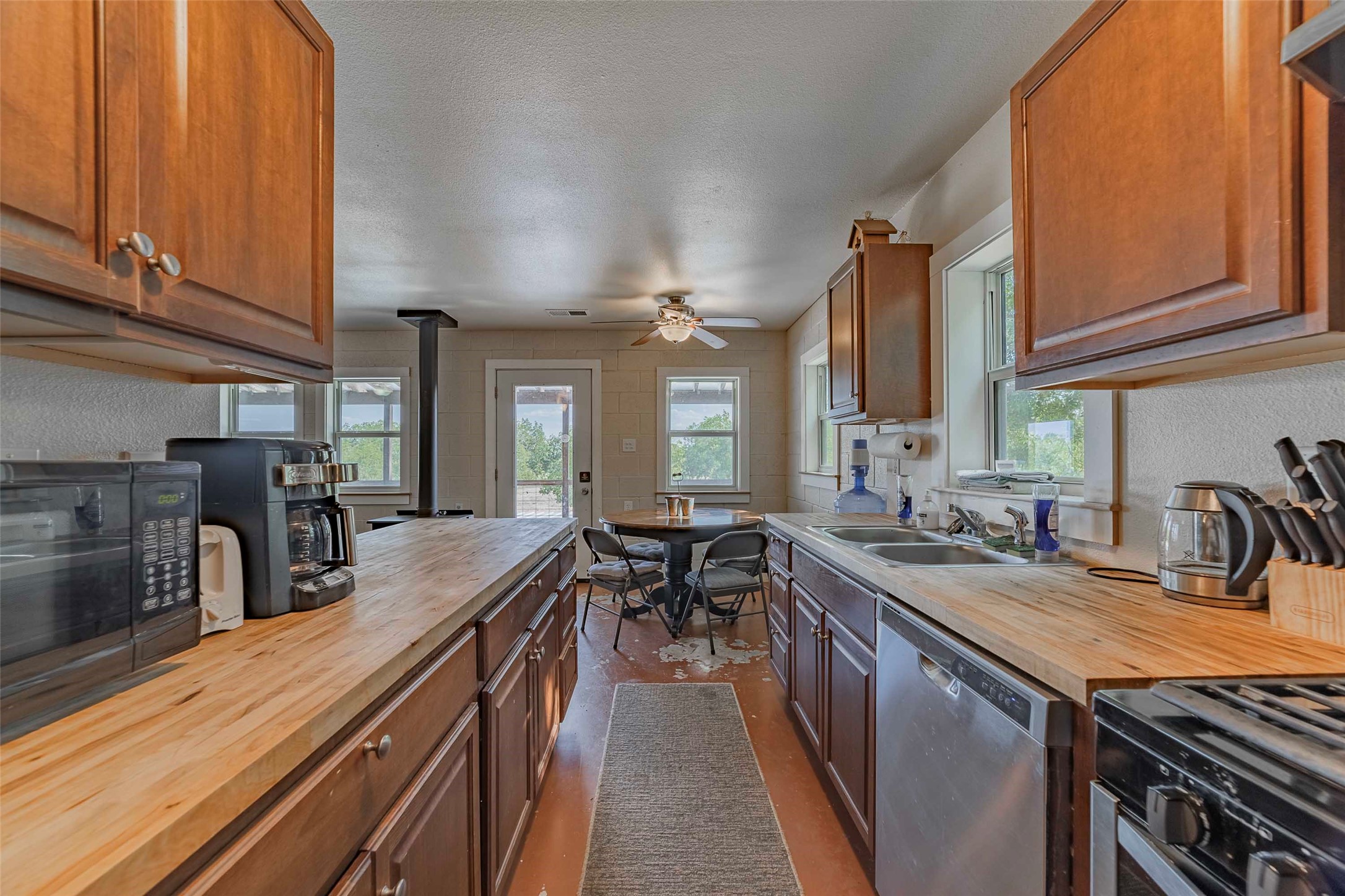 main property photo 18
