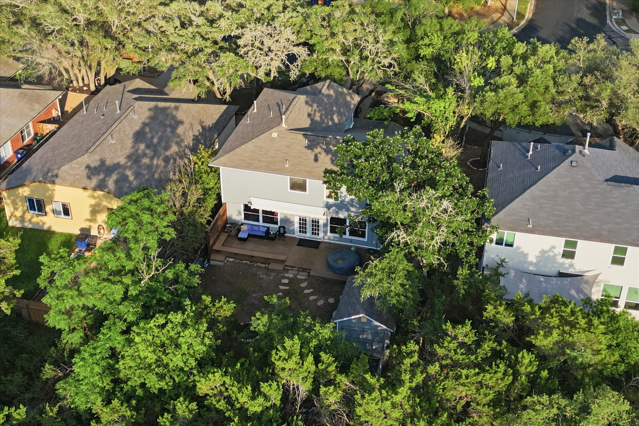 main property photo 27