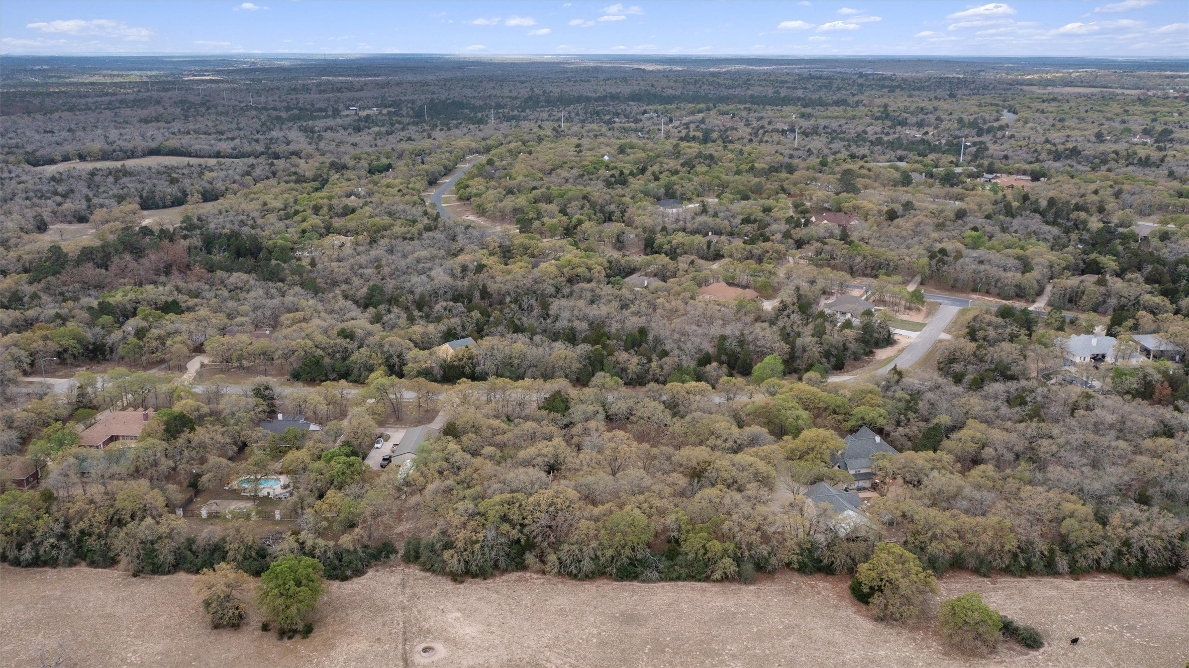 main property photo 9