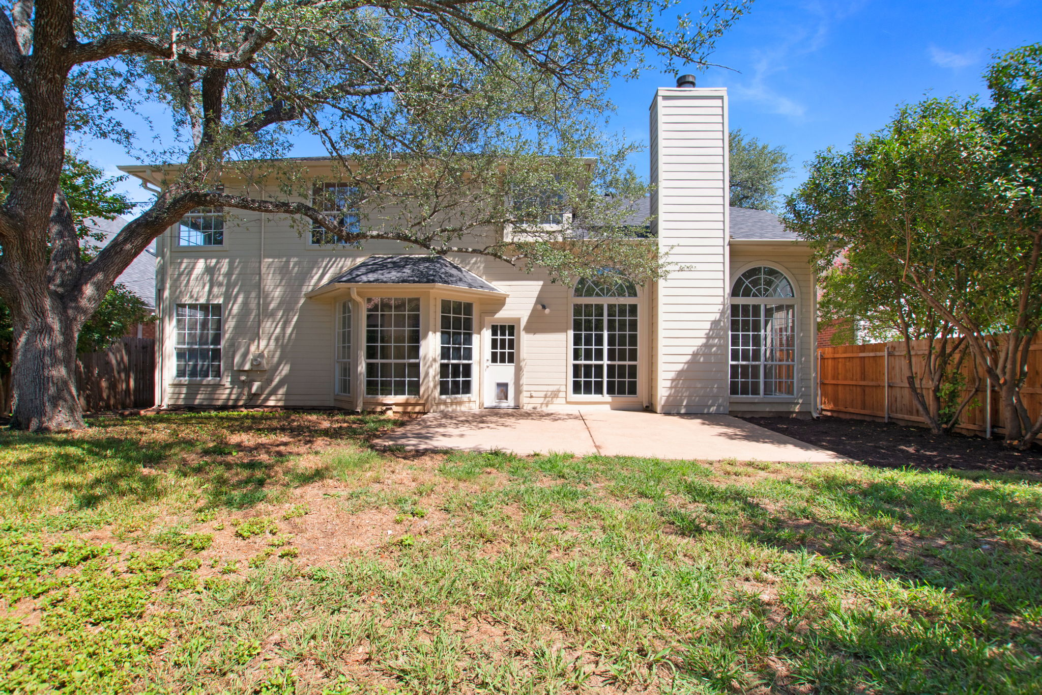 main property photo 38
