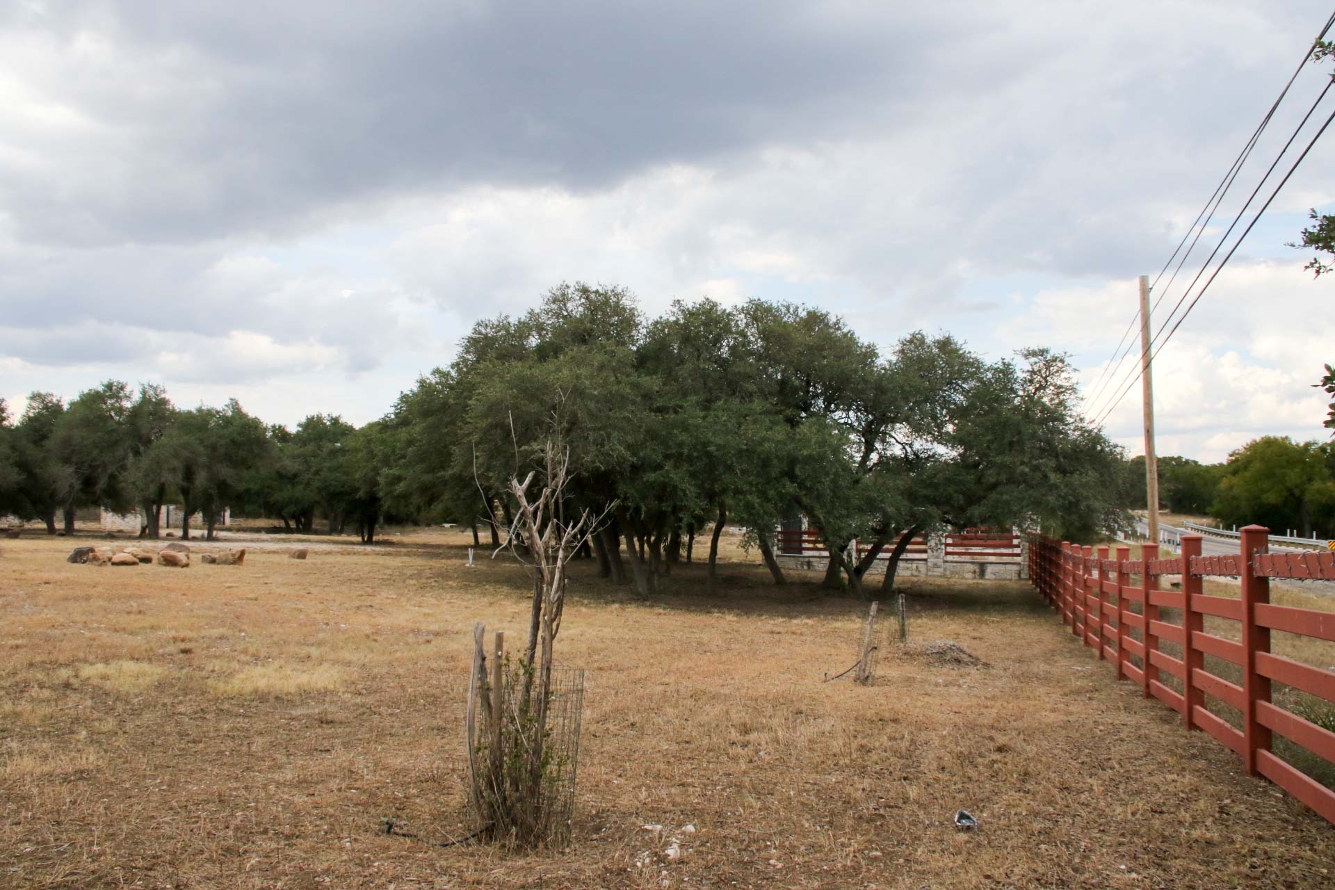 main property photo 9