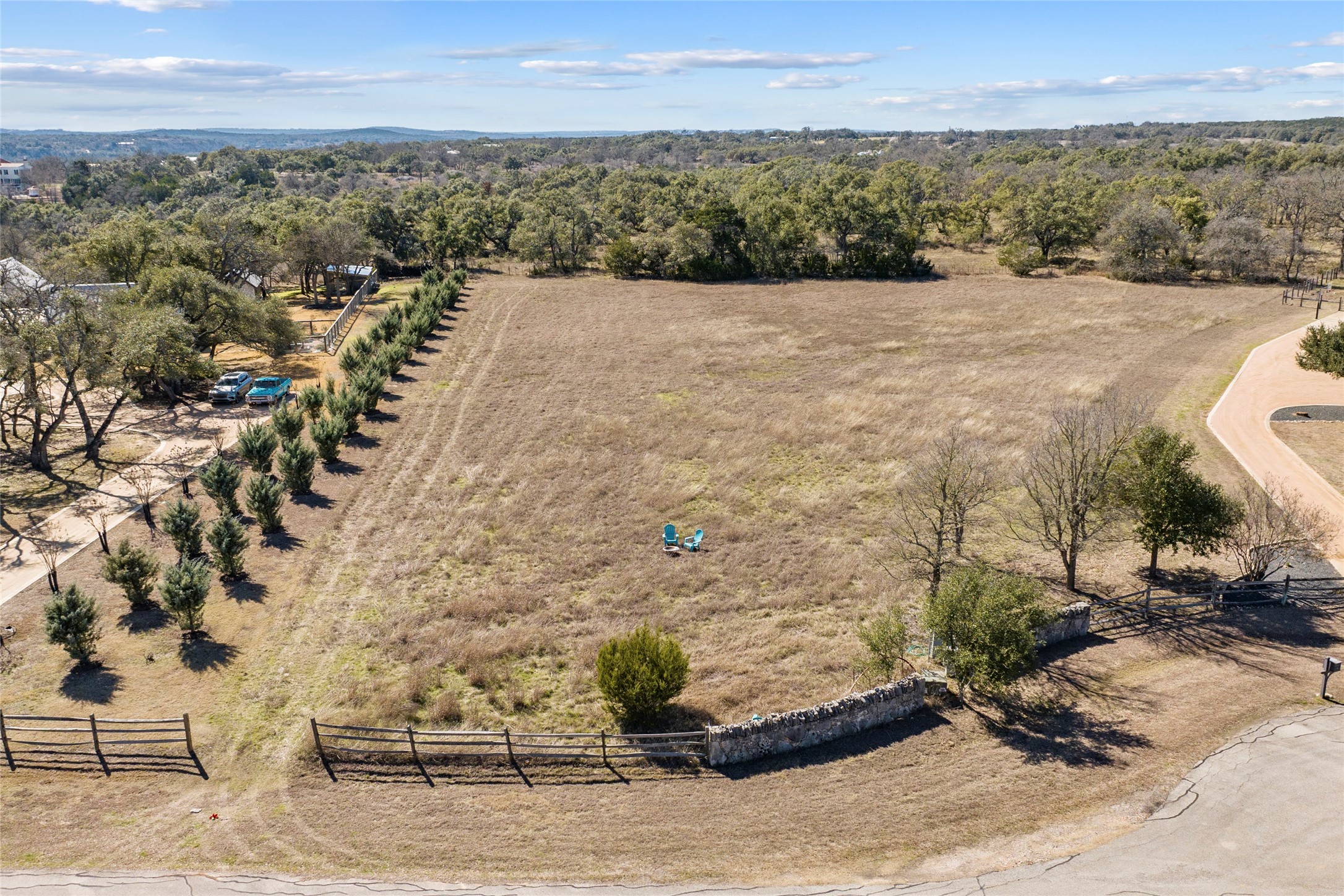 main property photo 10