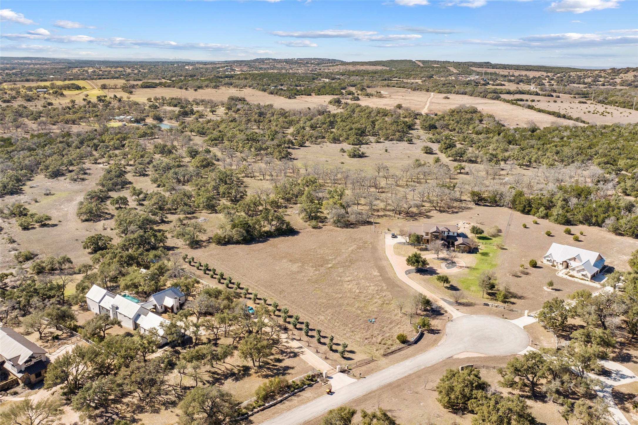 main property photo 12