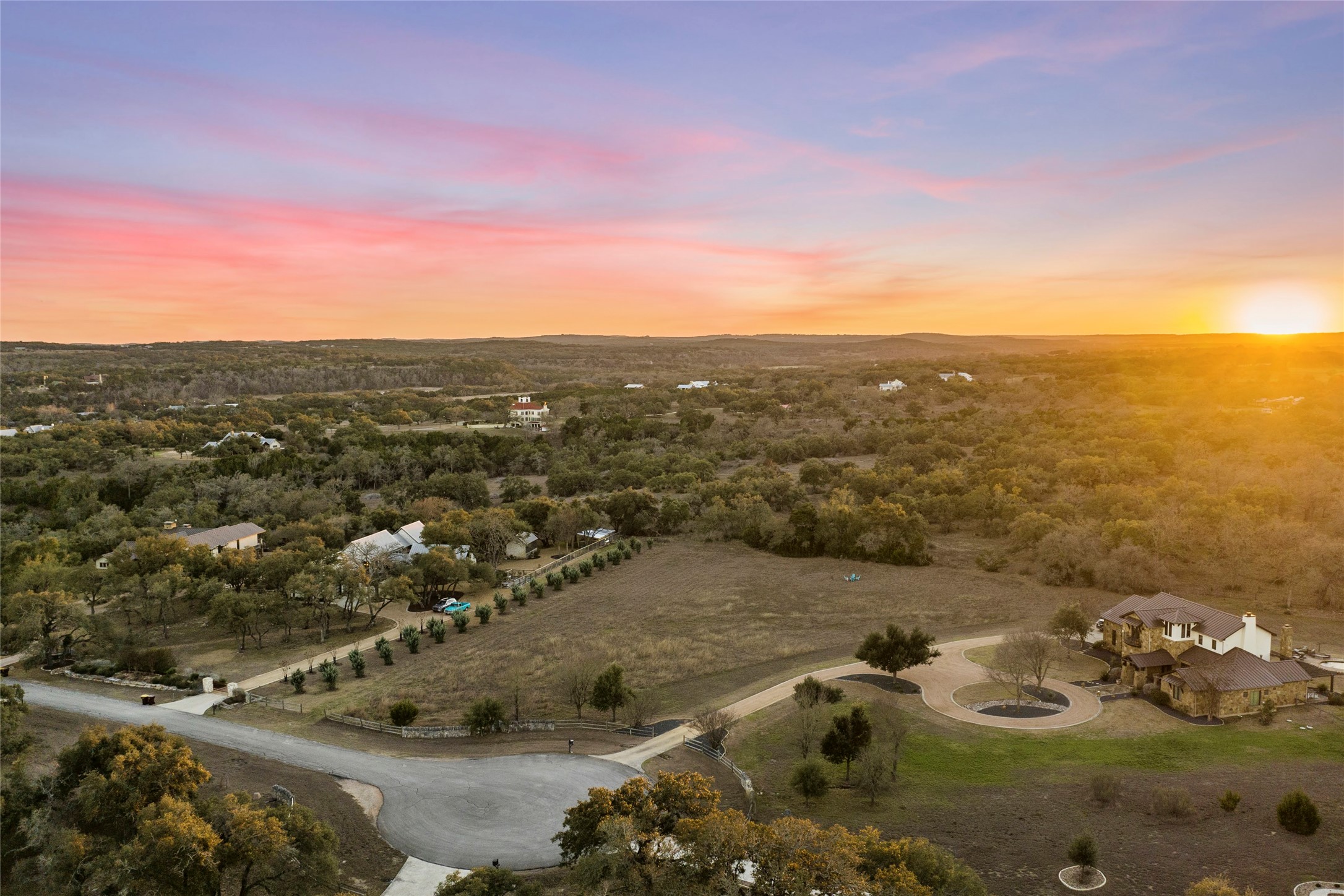 main property photo 19