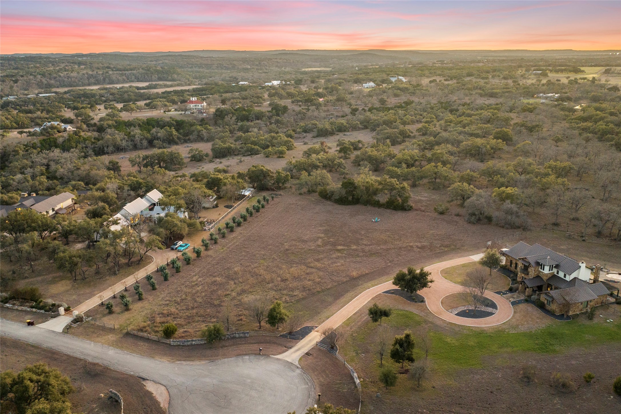 main property photo 22