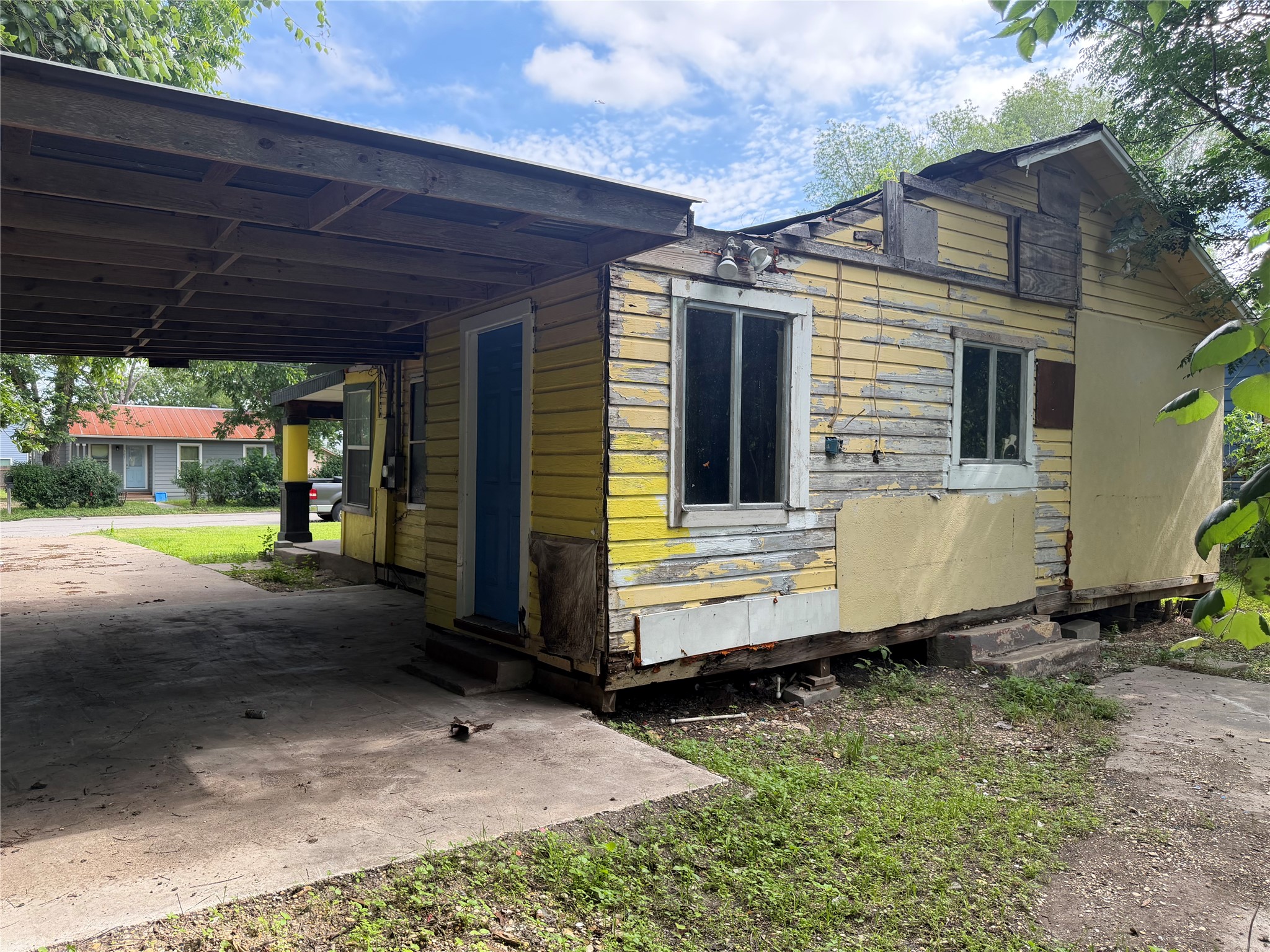 main property photo 4