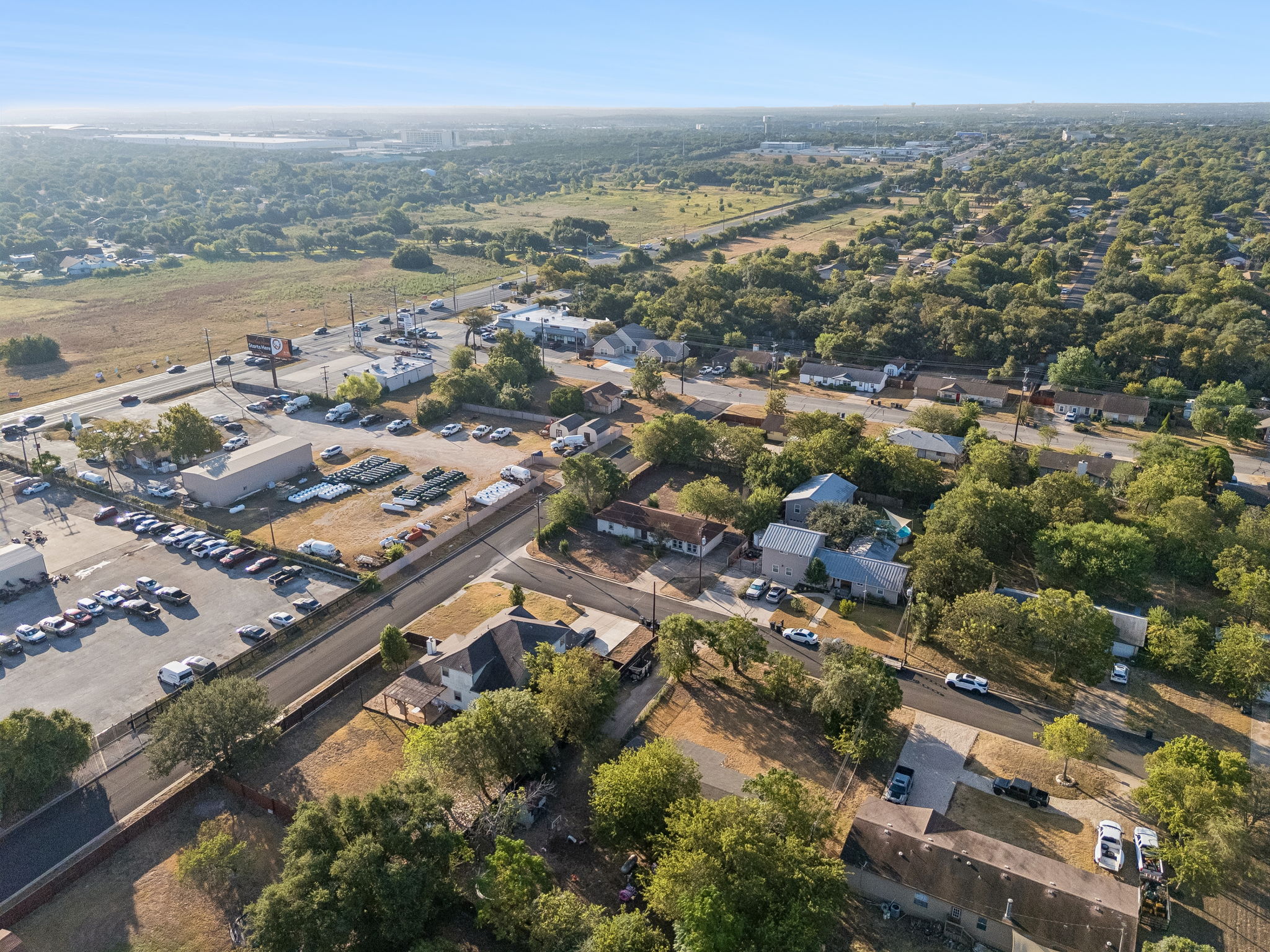 main property photo 31