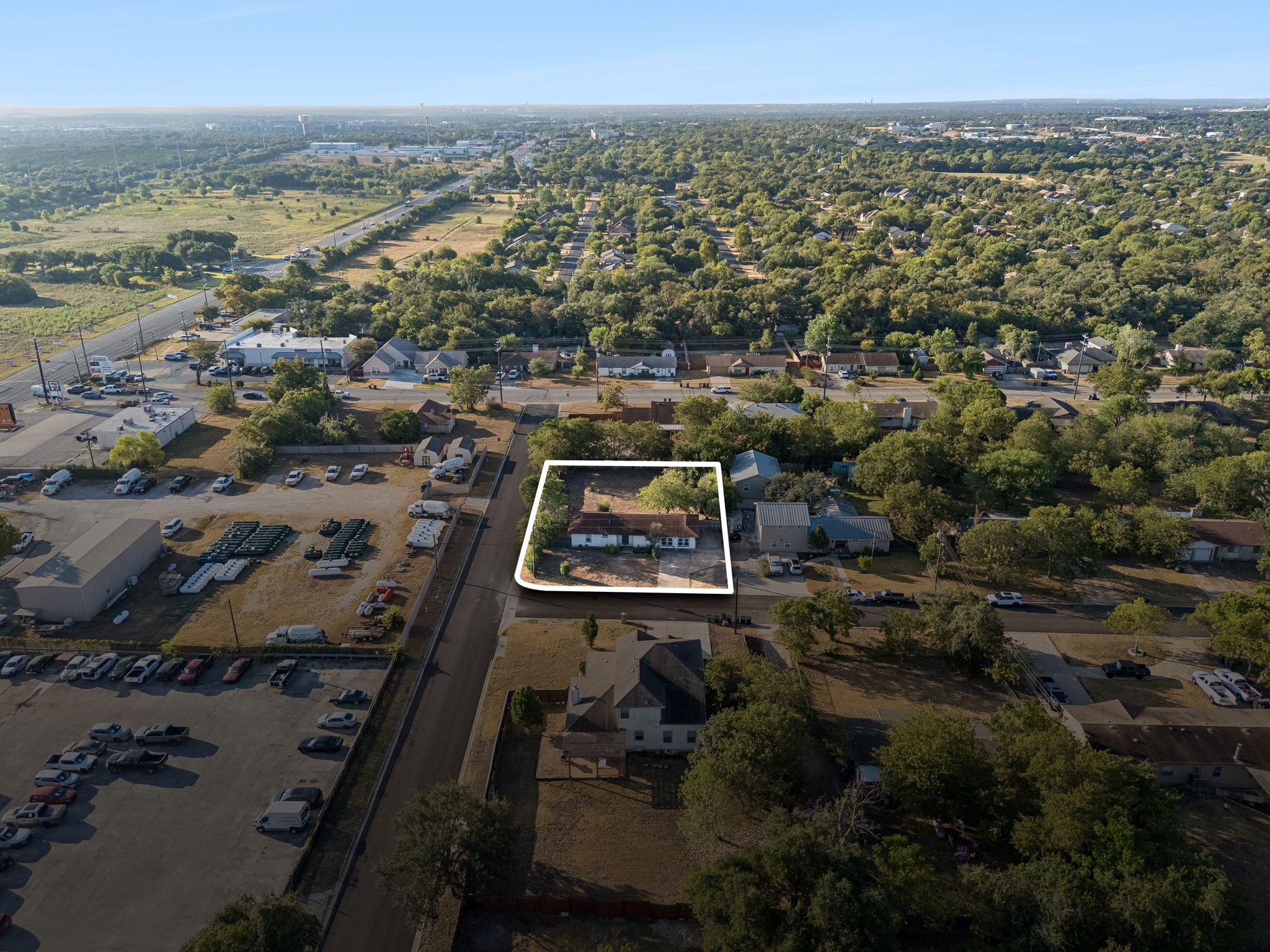 main property photo 32