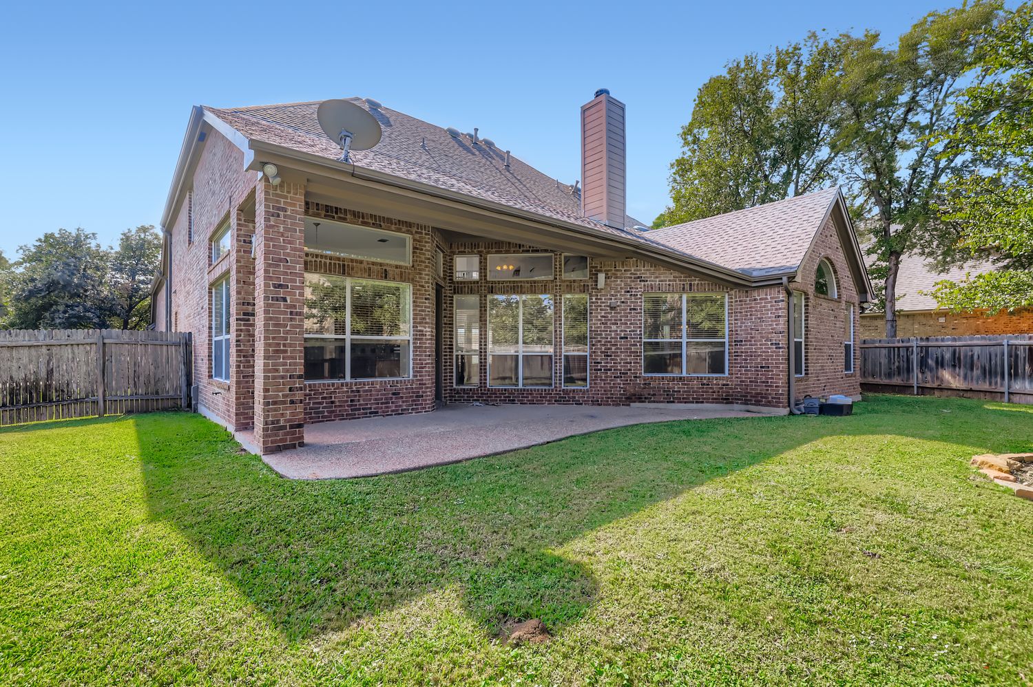 main property photo 14