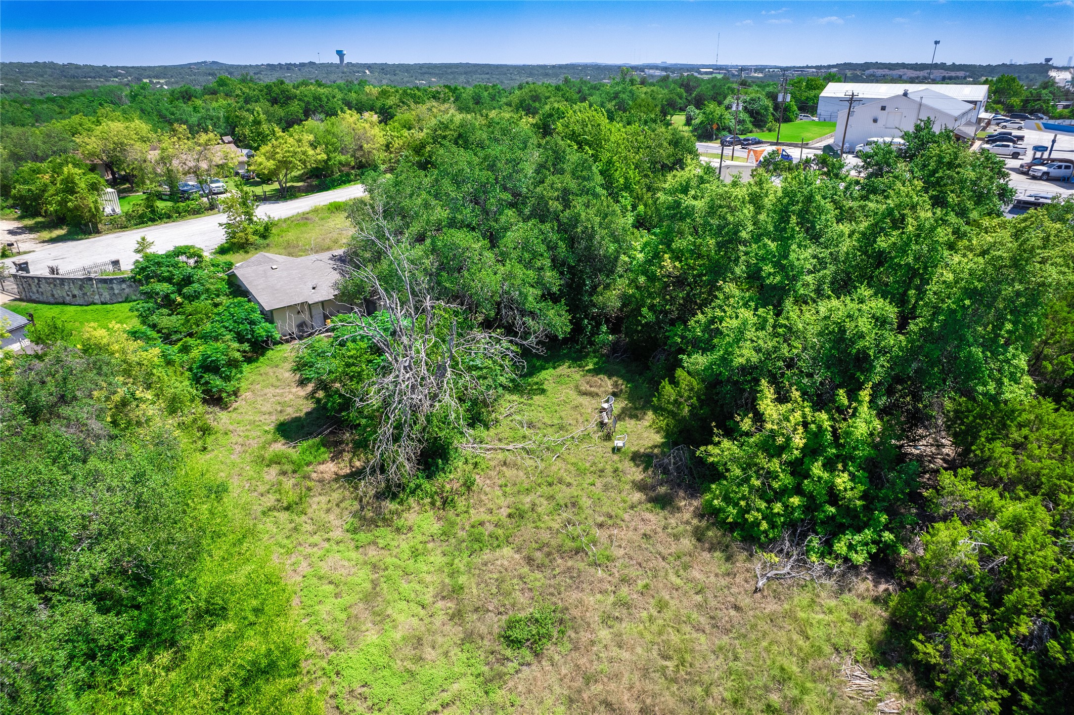 main property photo 13