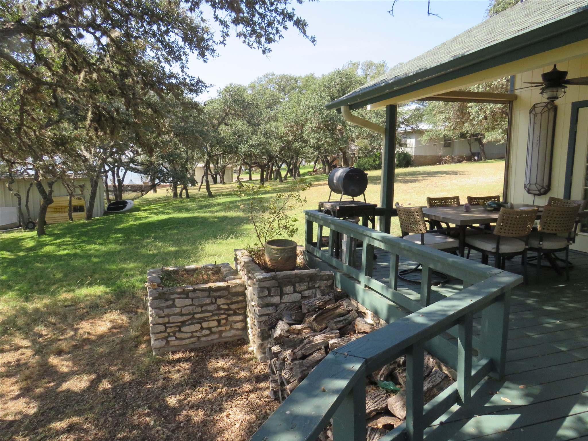main property photo 25
