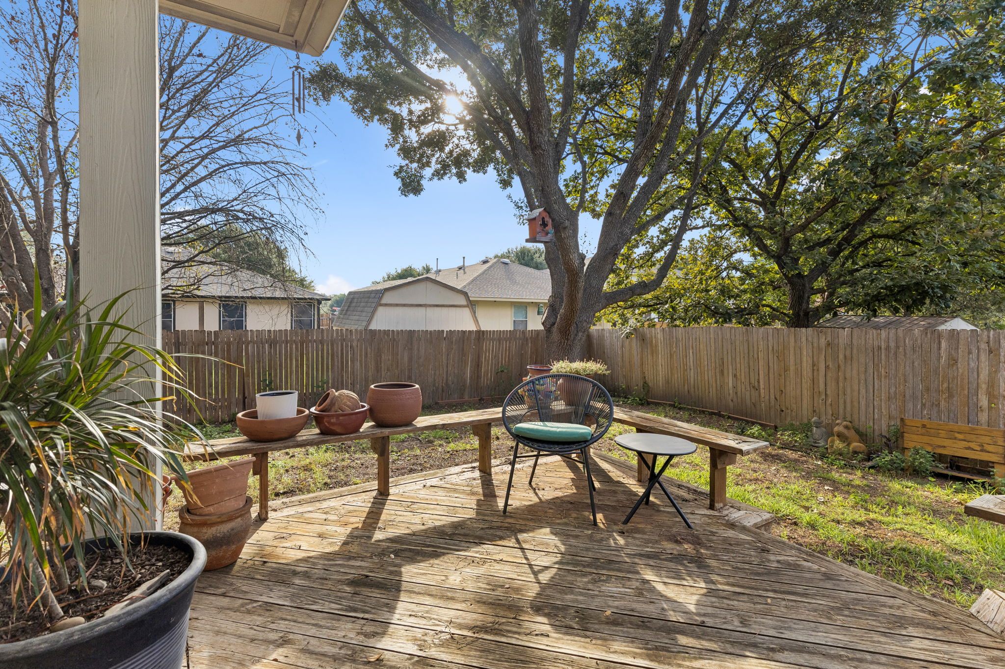 main property photo 30