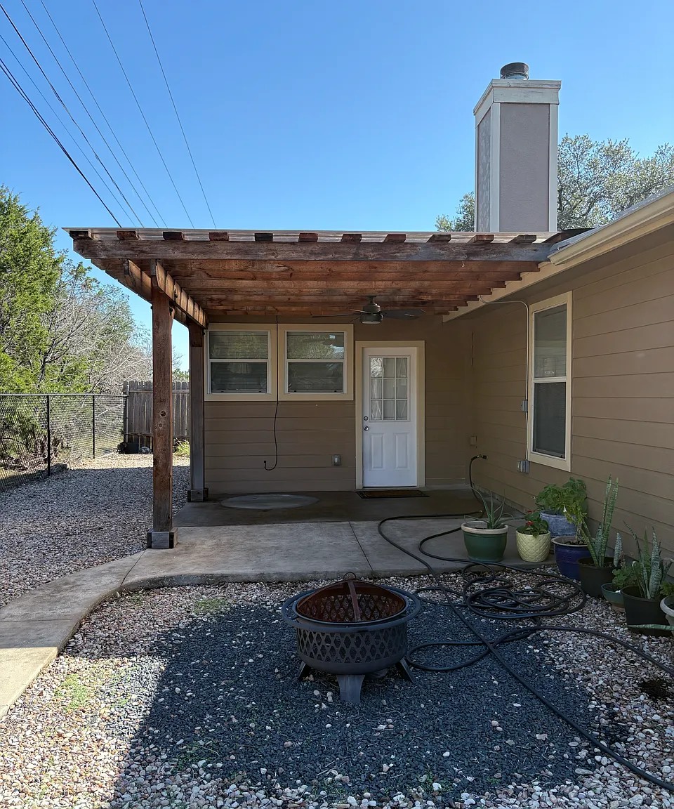 main property photo 18