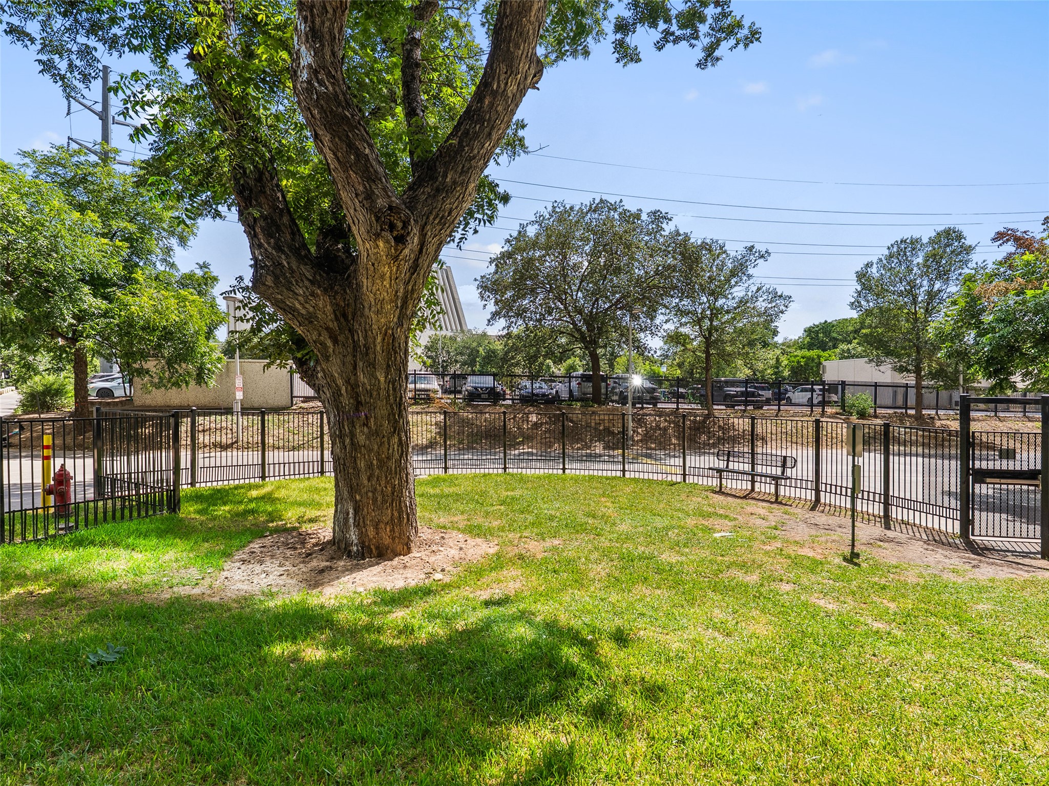main property photo 29