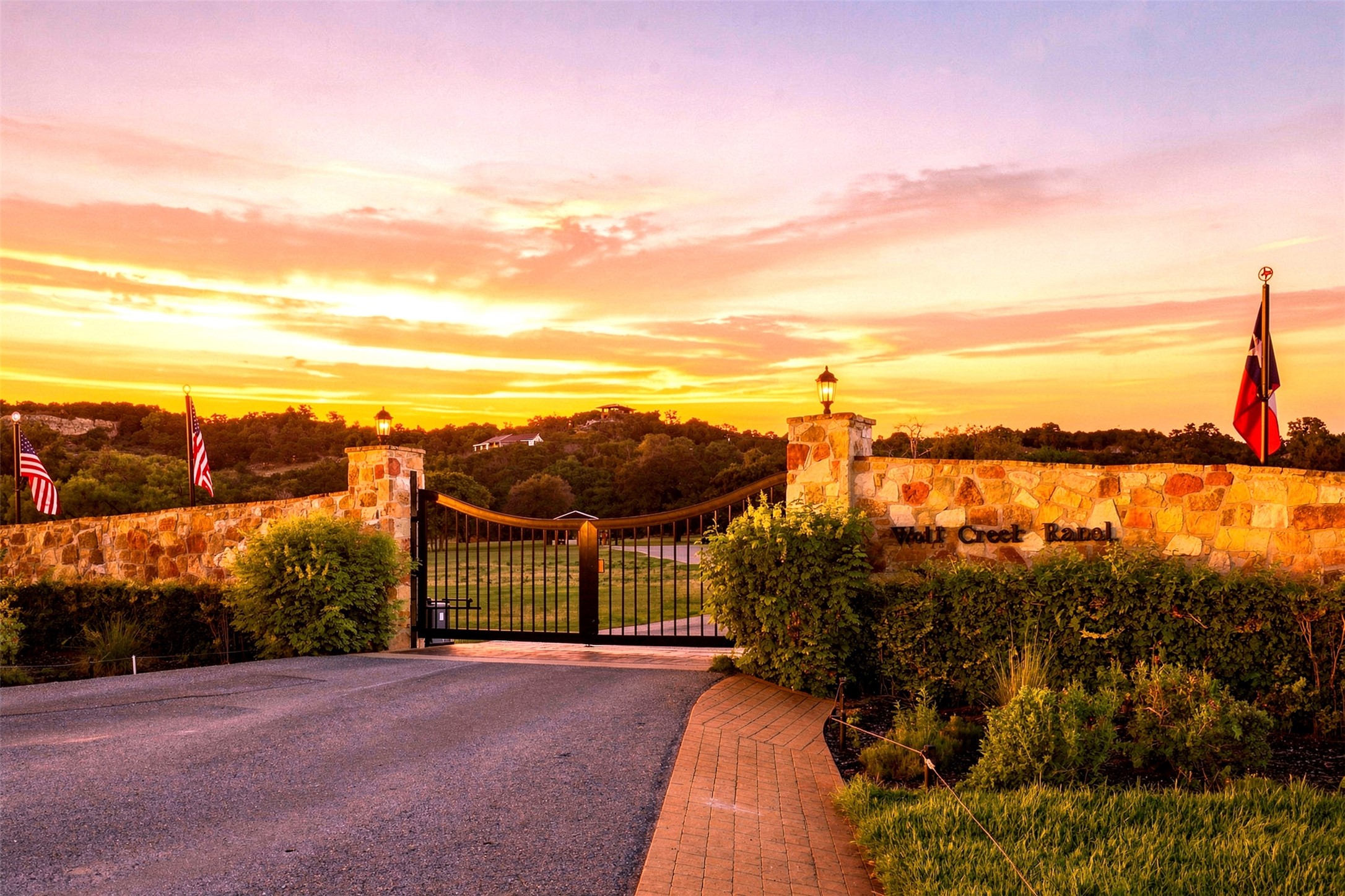 main property photo 35