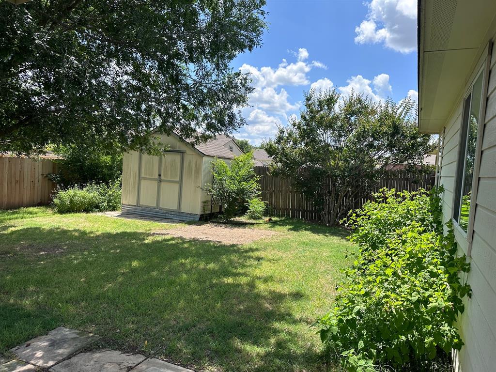 main property photo 20