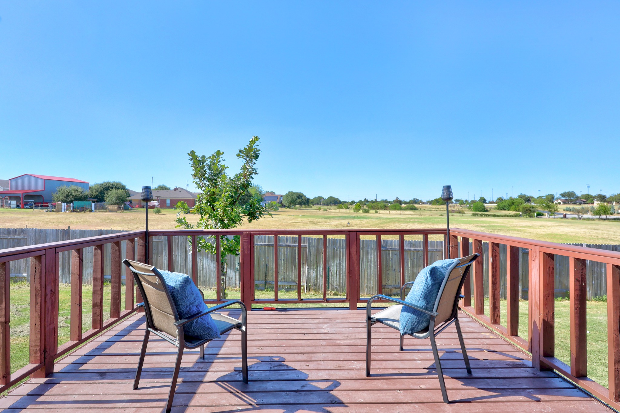 main property photo 20