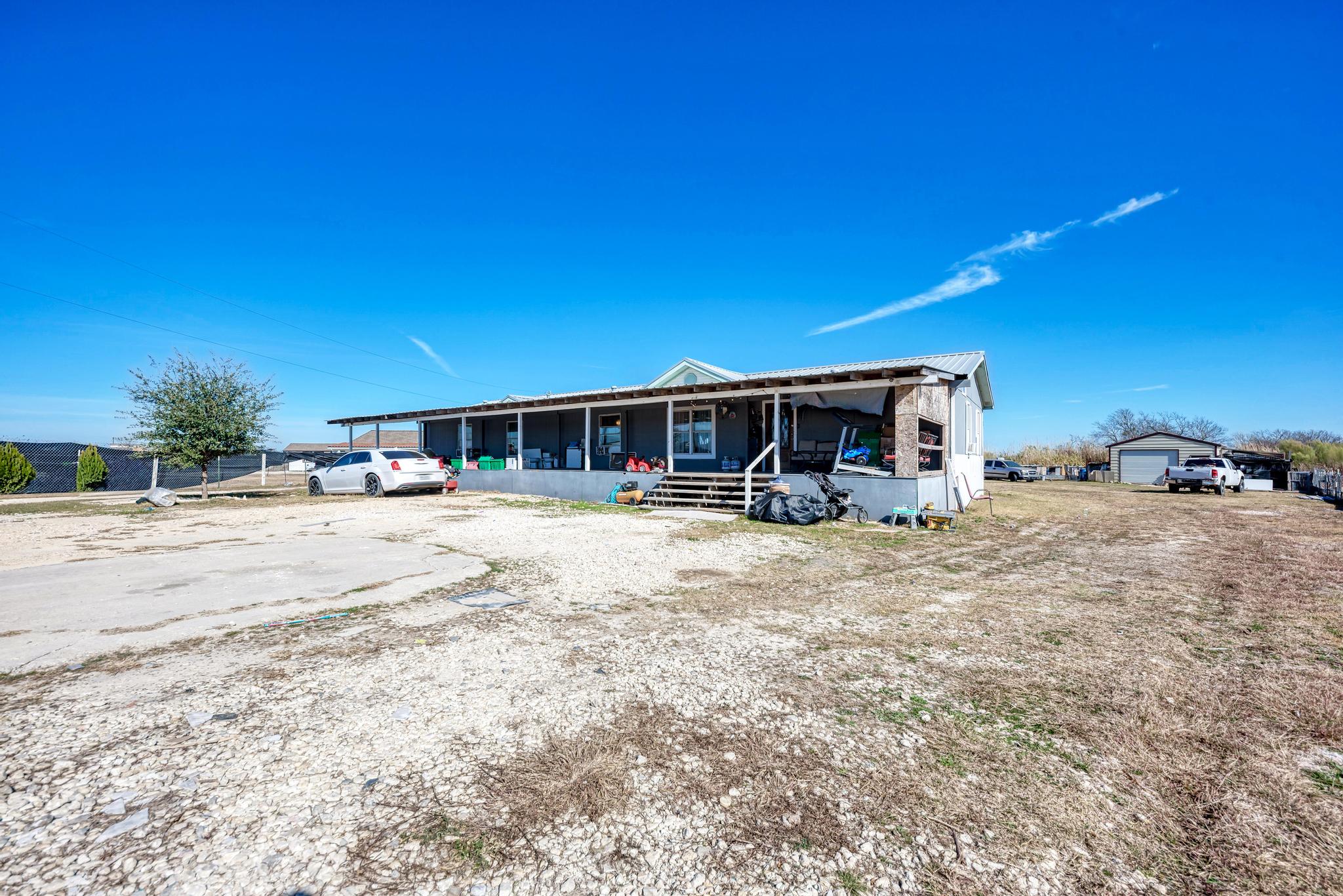 main property photo 4