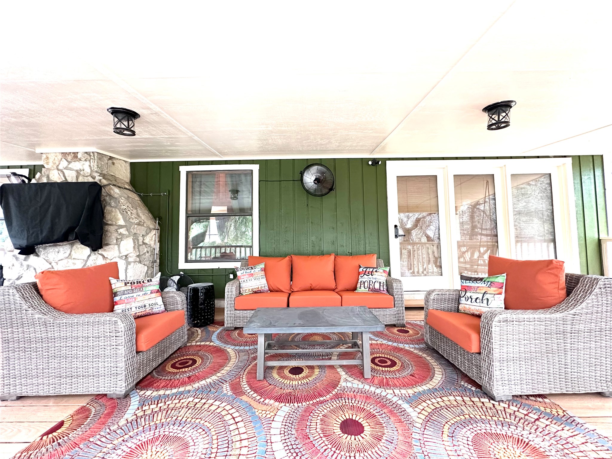 main property photo 22
