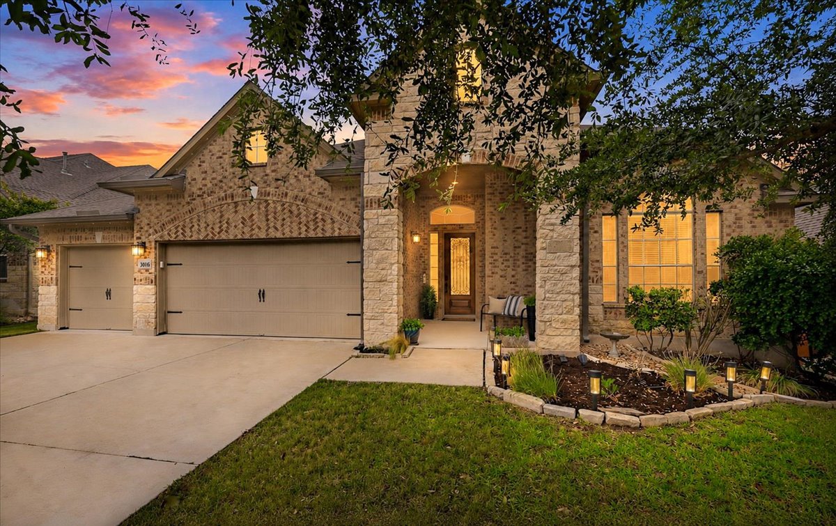 main property photo 0
