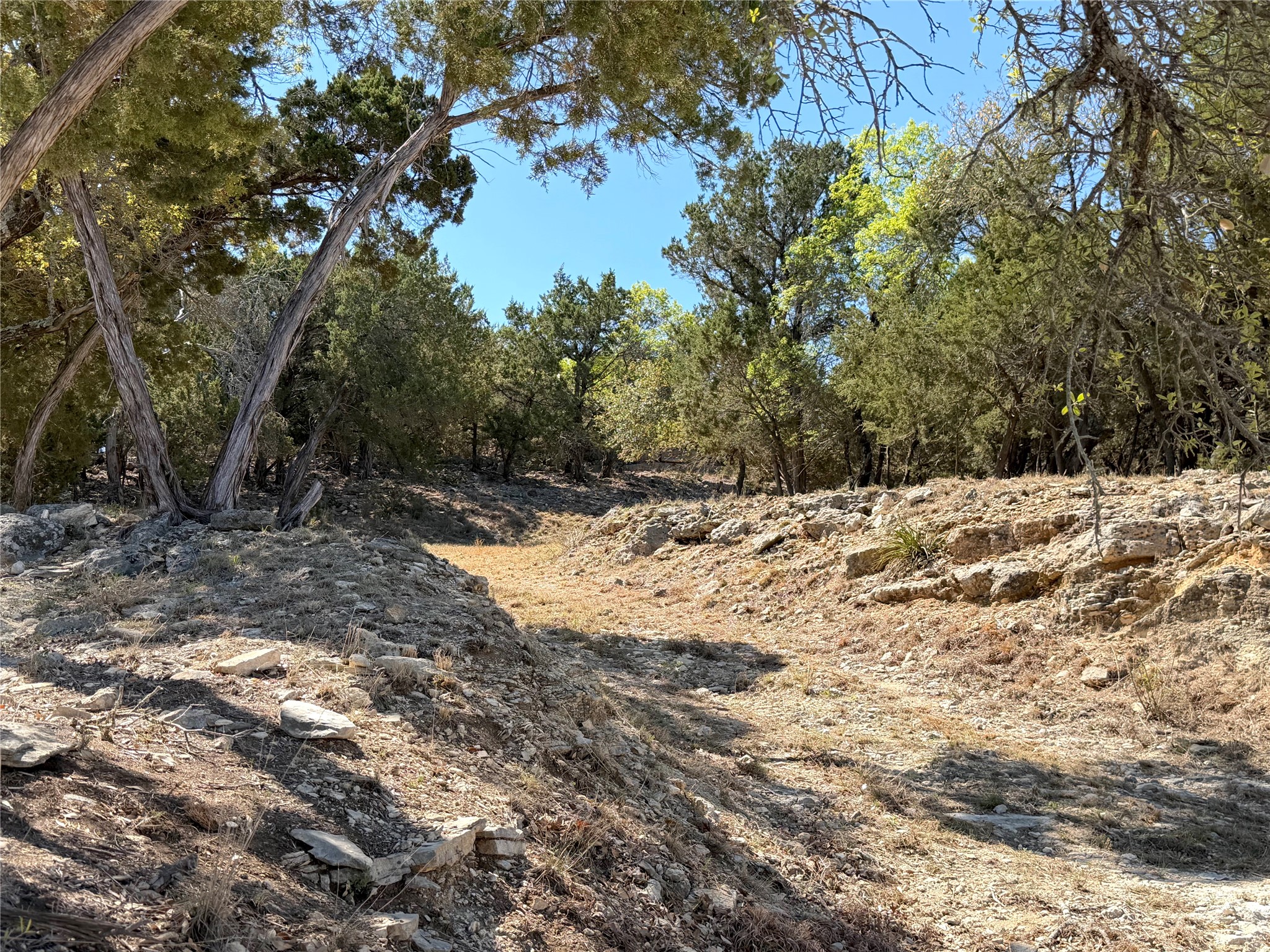 main property photo 17