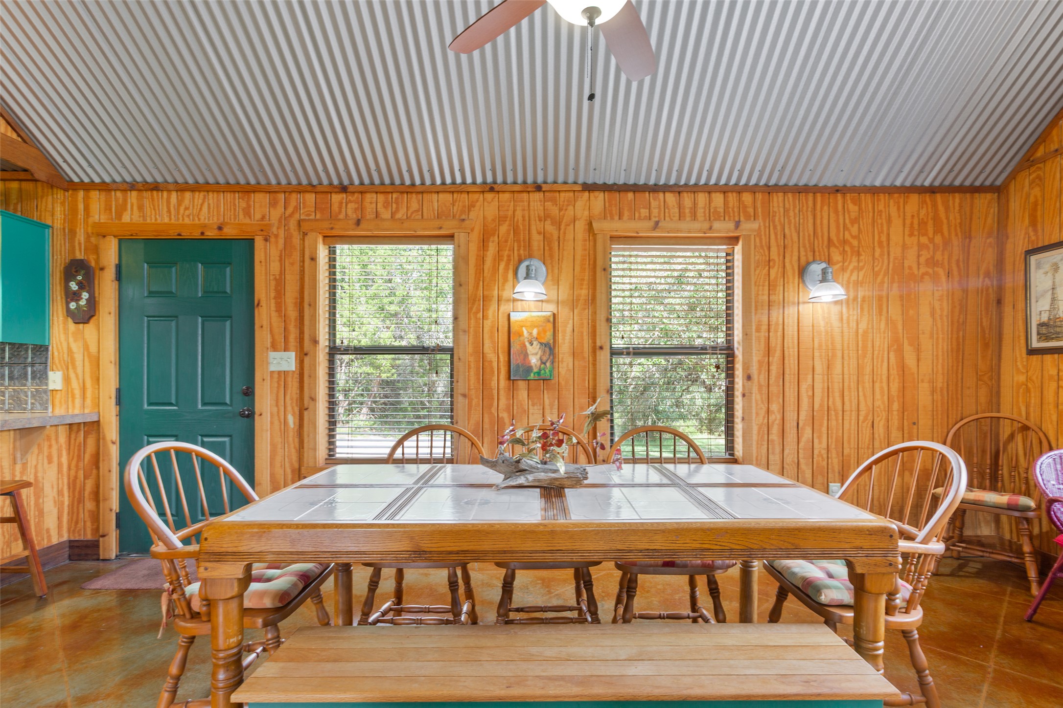 main property photo 25