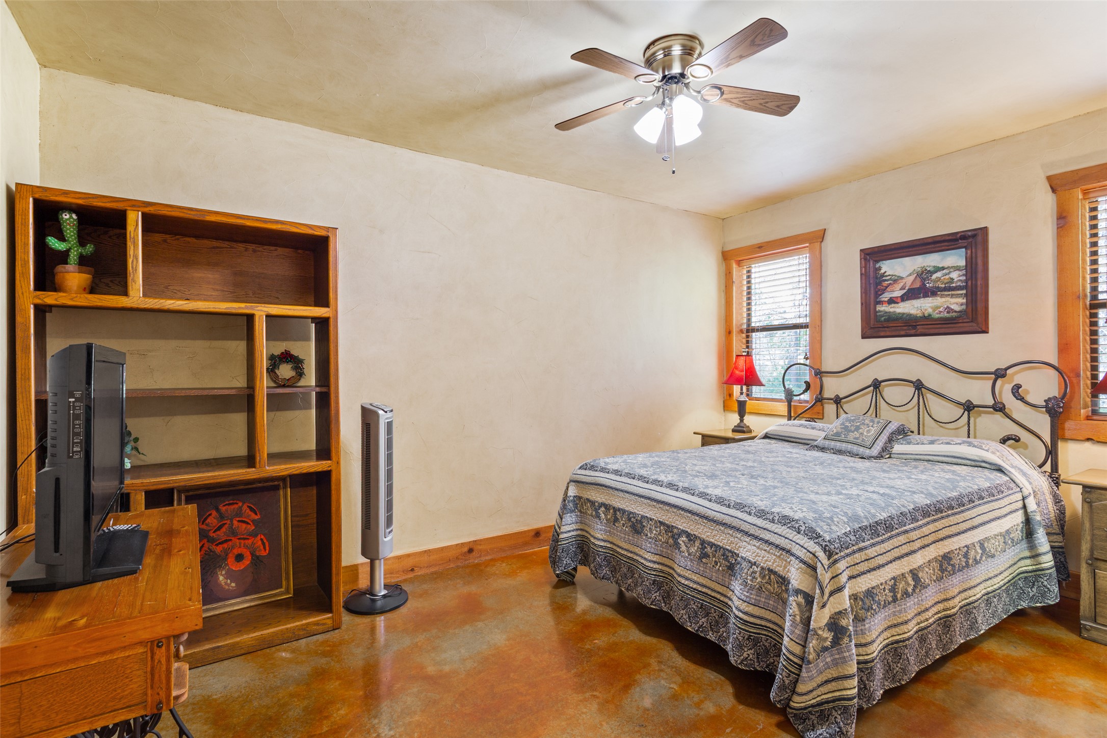 main property photo 27