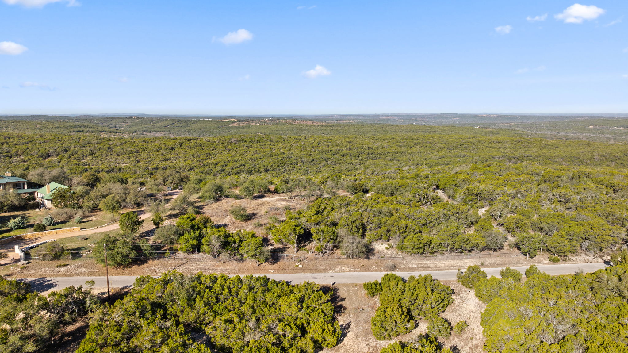 main property photo 11