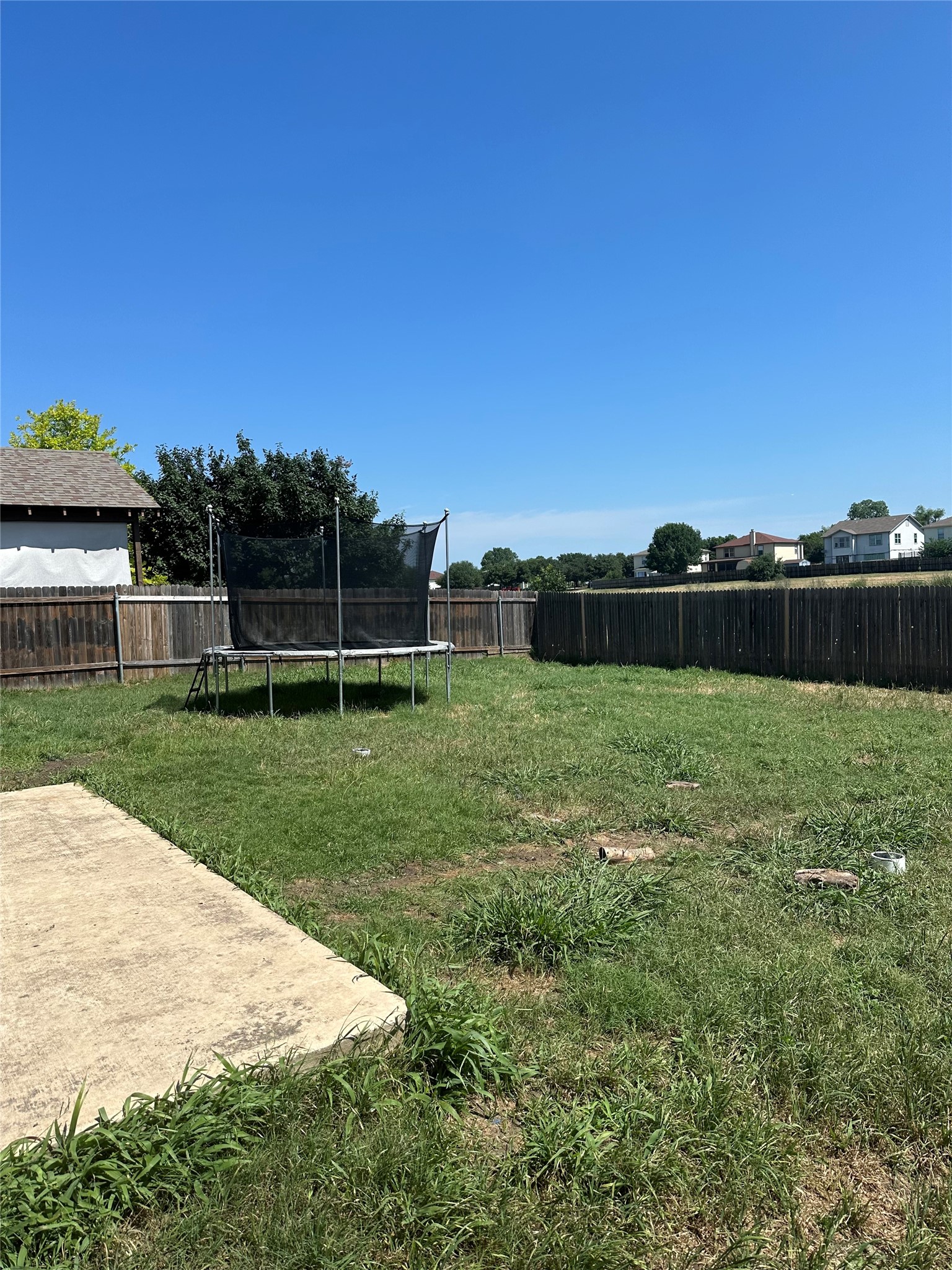 main property photo 26