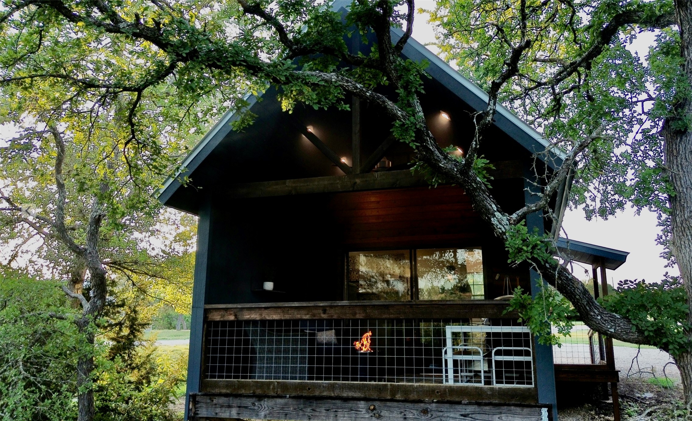 main property photo 28