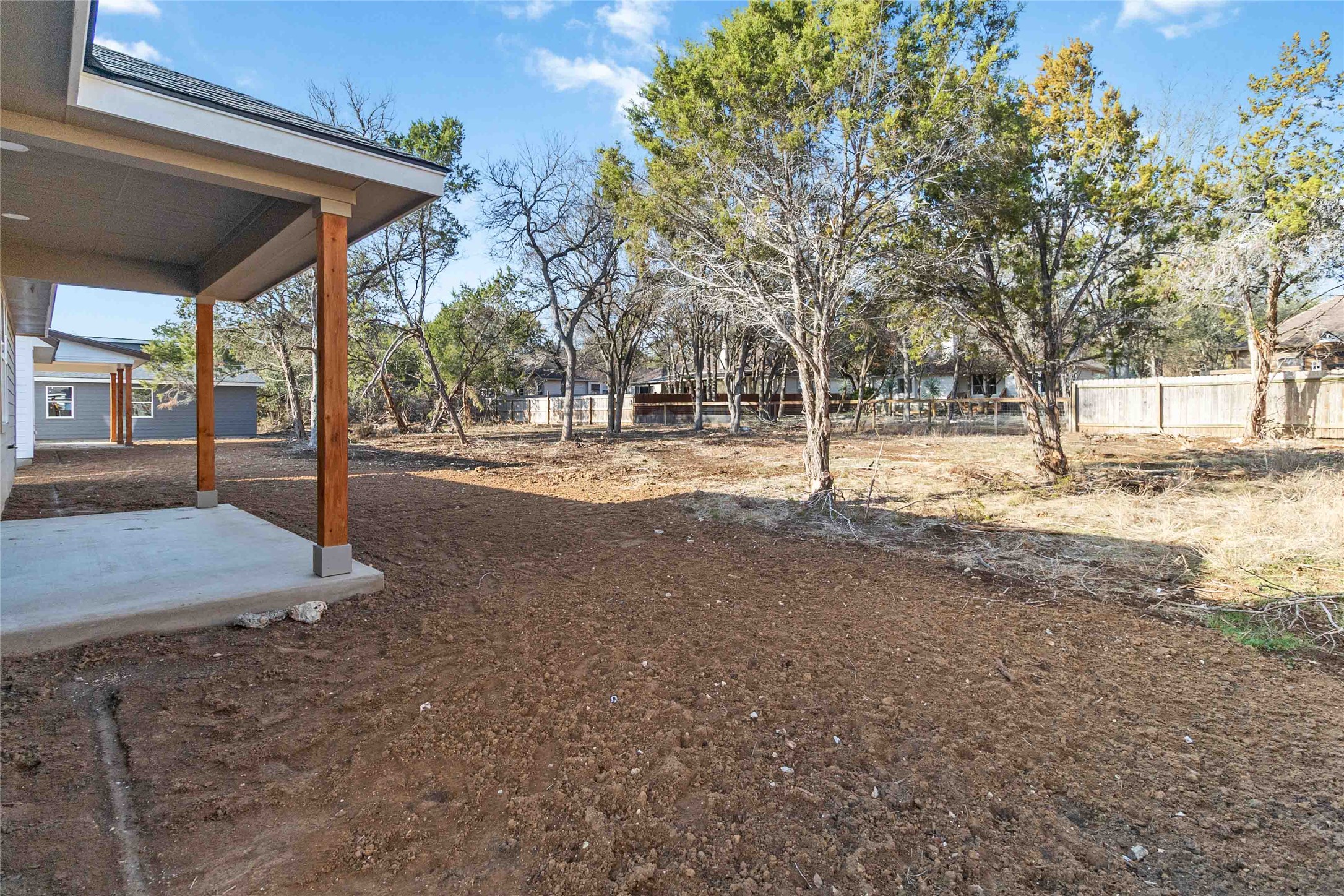 main property photo 31